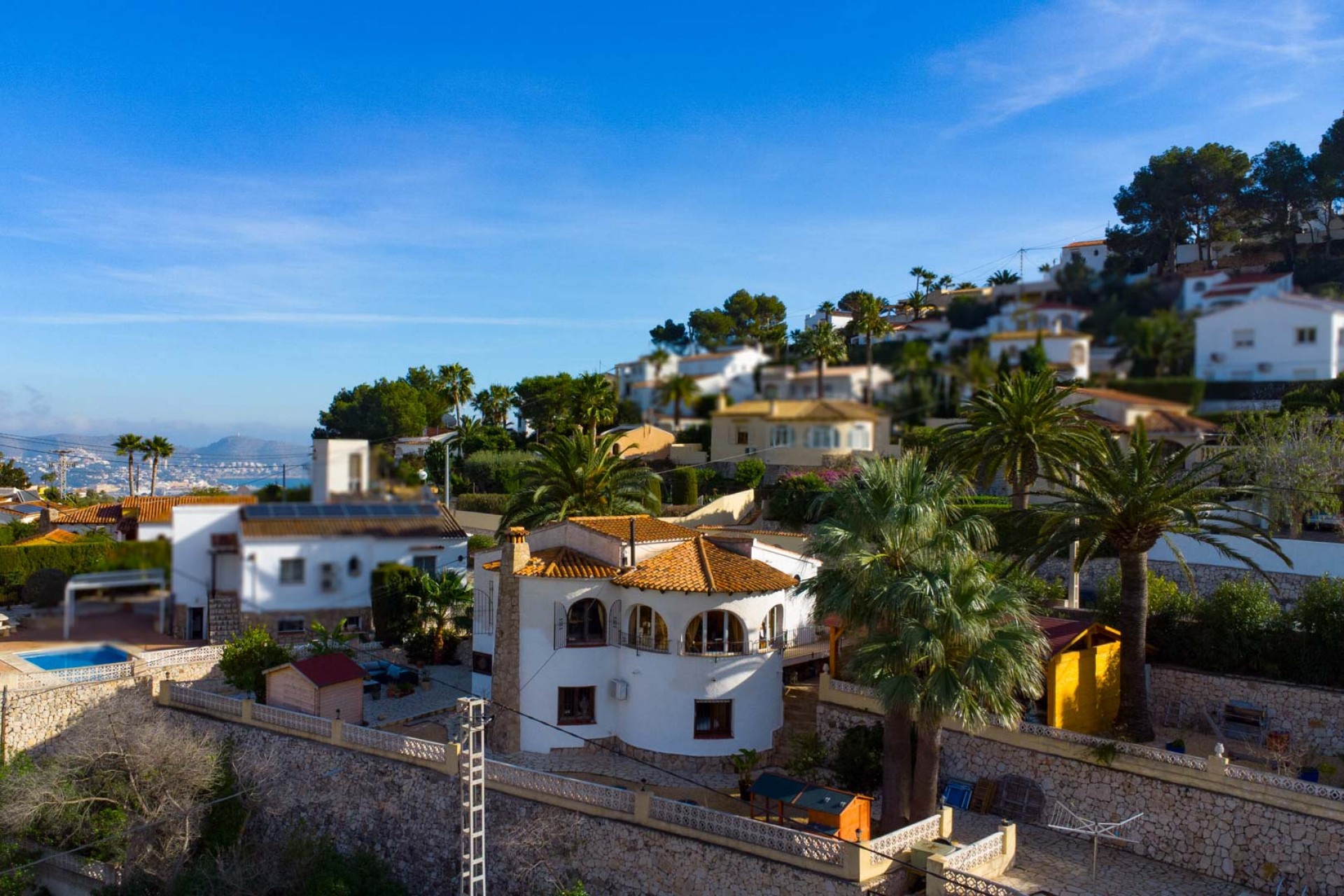 Resale - Villa -
Benissa - Montemar