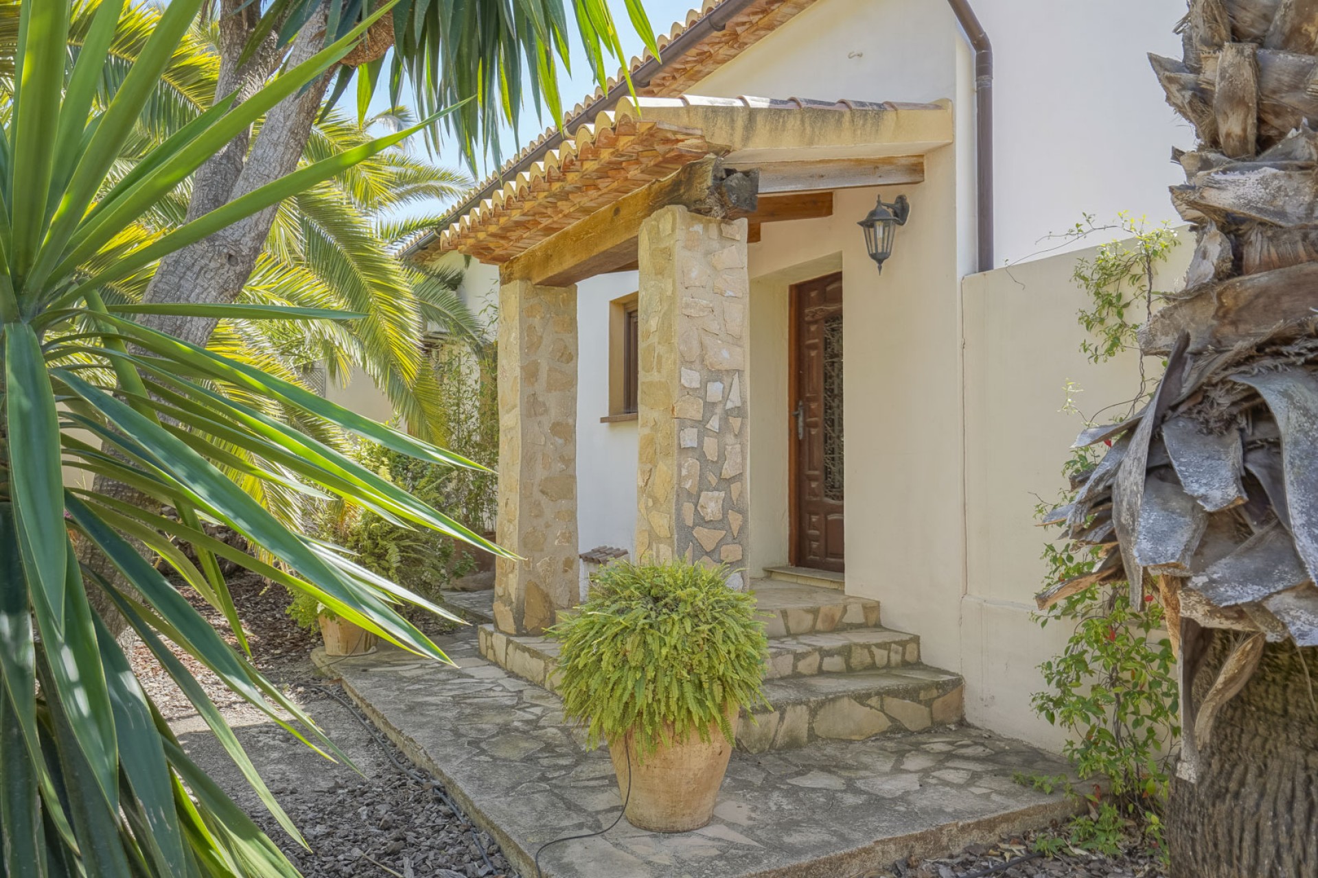 Resale - Villa -
Benissa - Partida Llenes