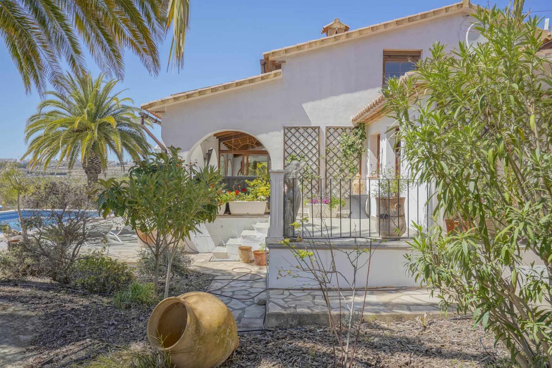 Resale - Villa -
Benissa - Partida Llenes