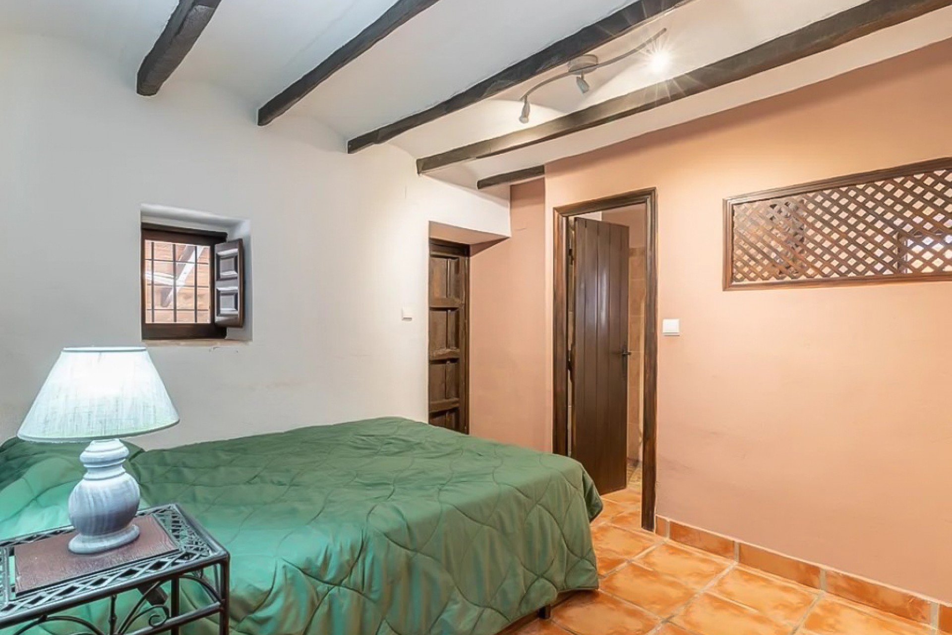 Resale - Villa -
Benissa - Partida Vinyent