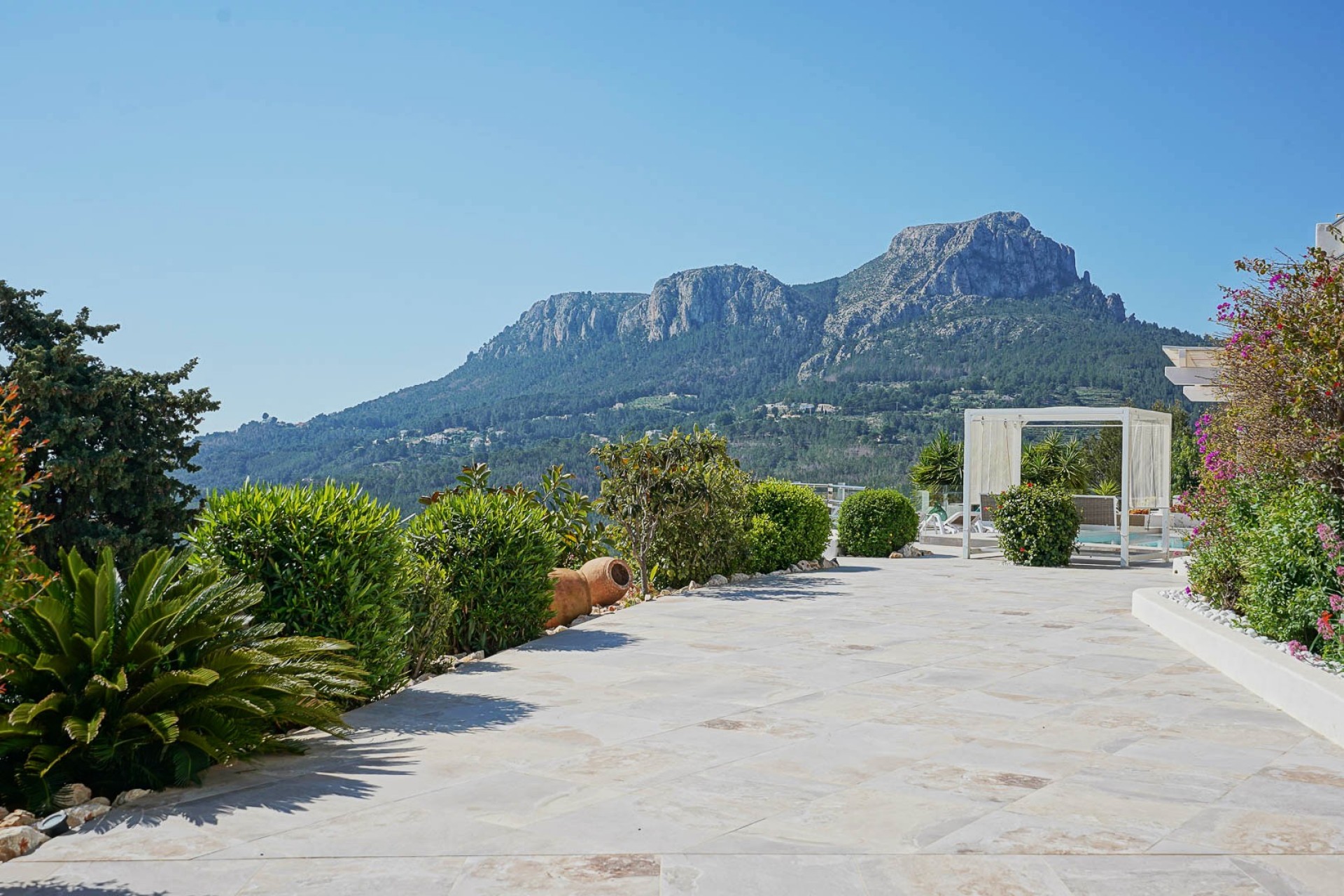 Resale - Villa -
Benissa