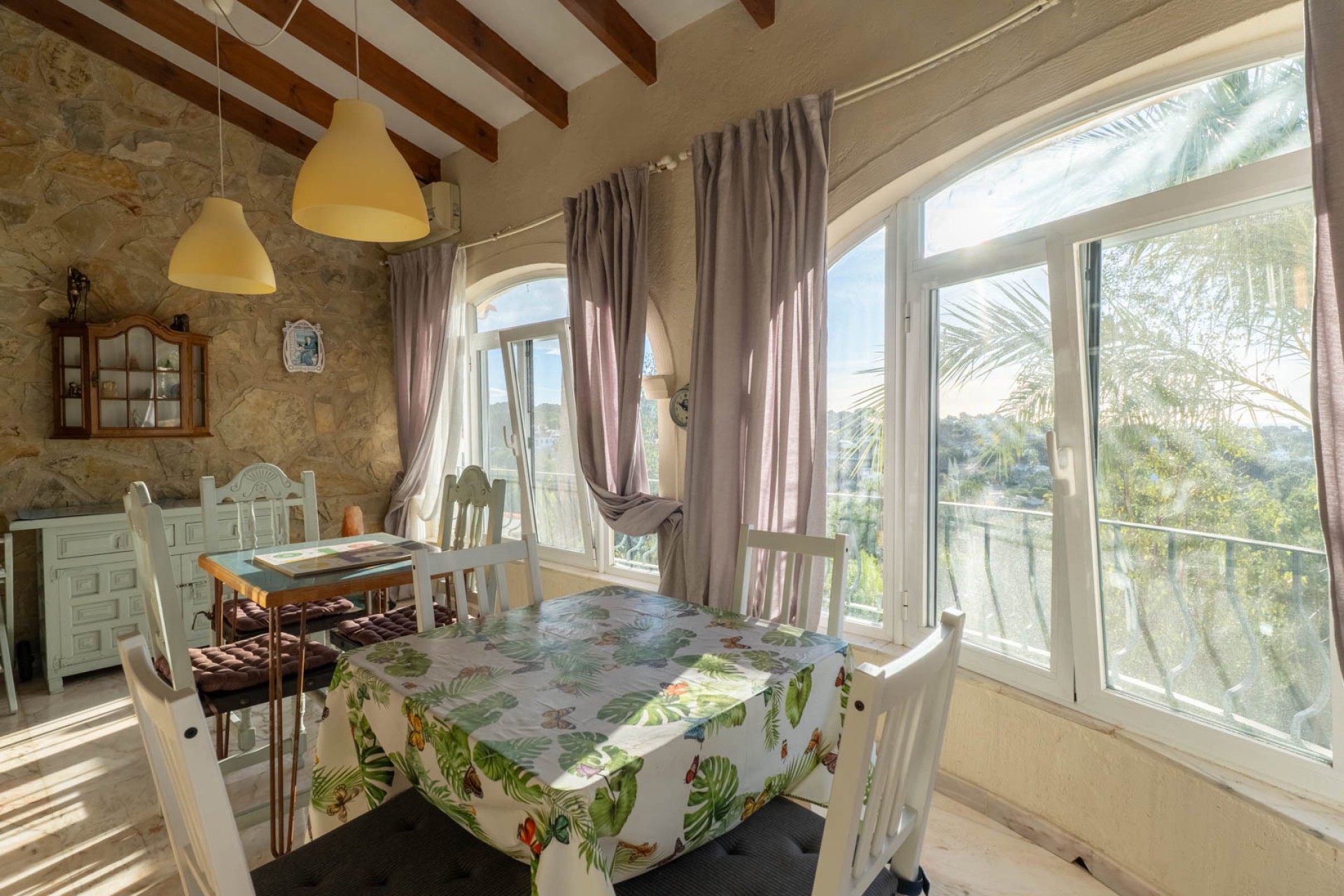 Resale - Villa -
Benissa