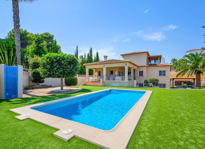 Resale - Villa -
Benissa