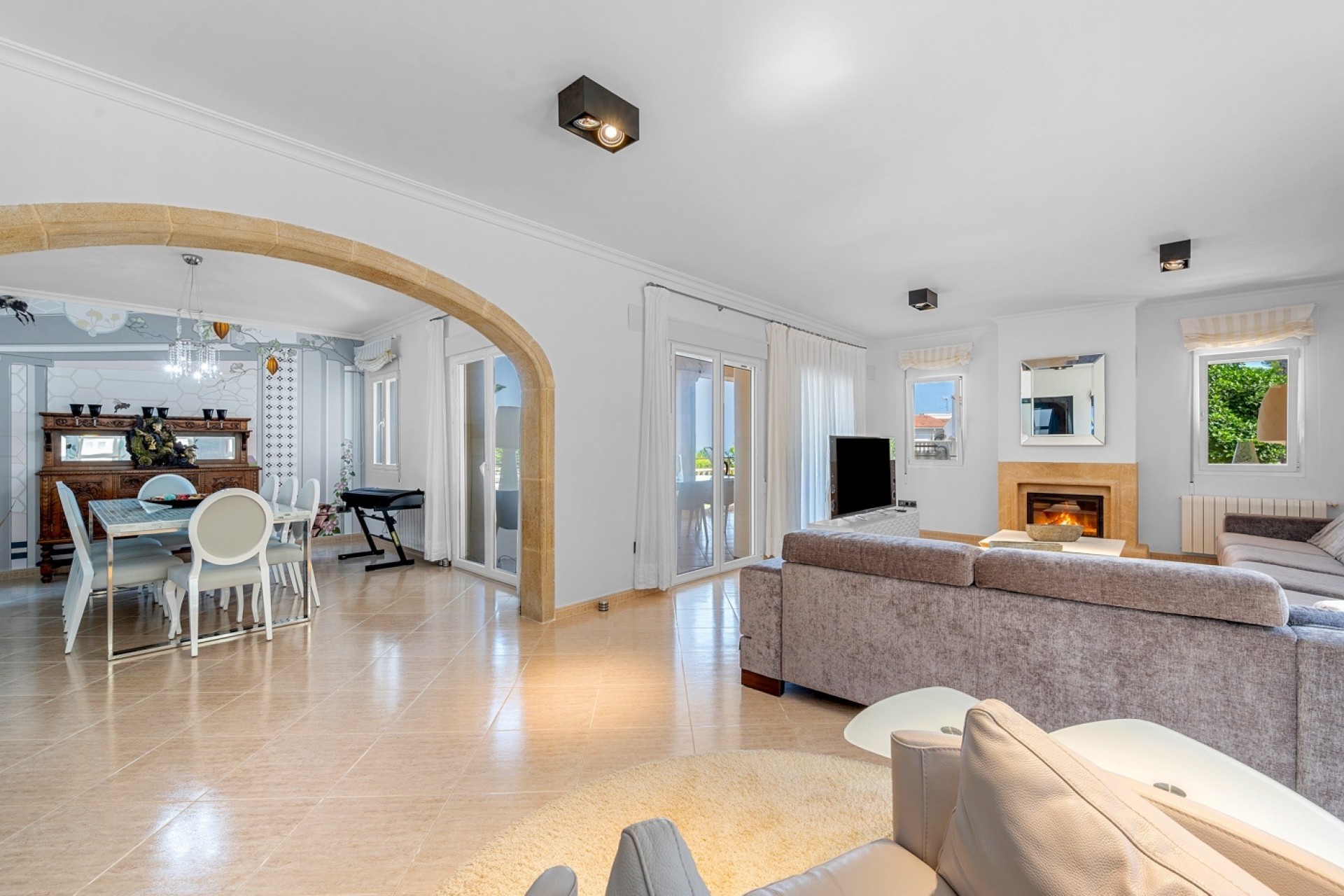 Resale - Villa -
Benissa