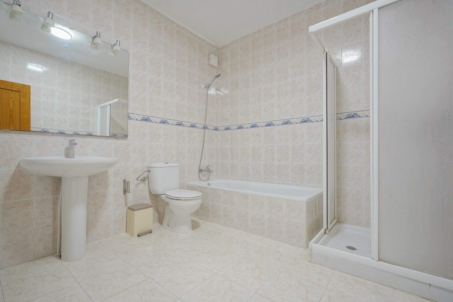 Resale - Villa -
Benitachell - Calistros