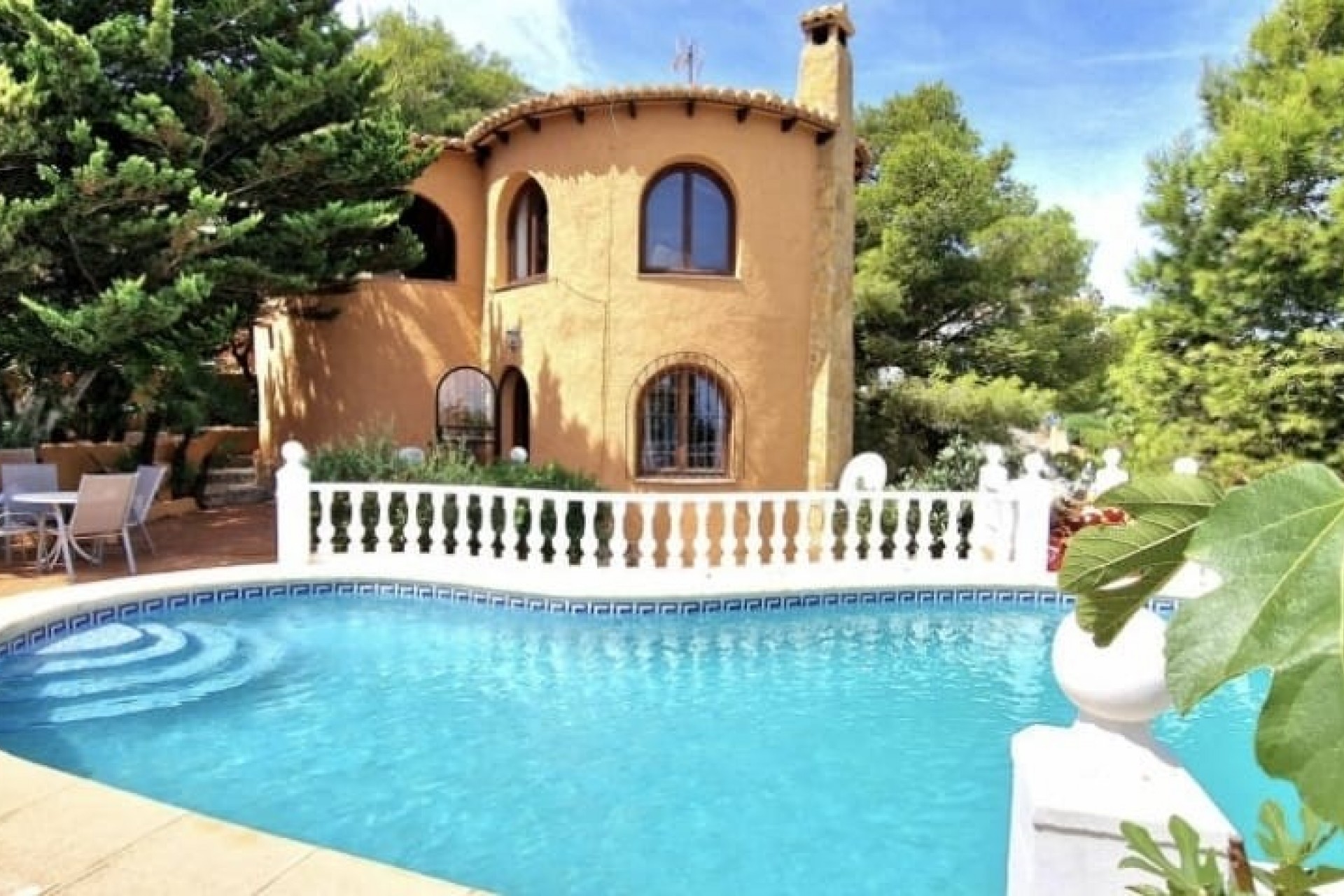 Resale - Villa -
Benitachell - Cumbre del Sol