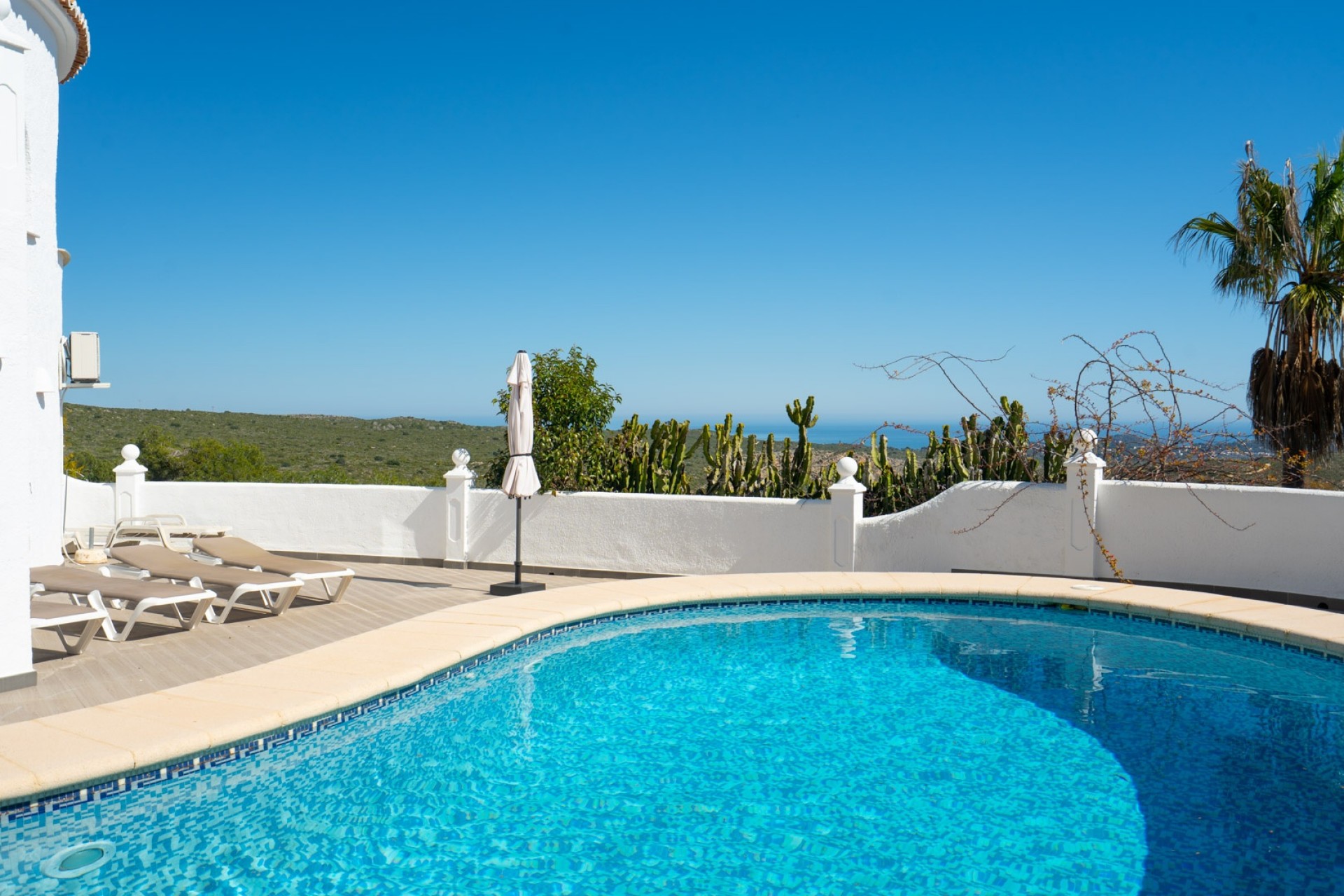 Resale - Villa -
Benitachell - Cumbre del Sol