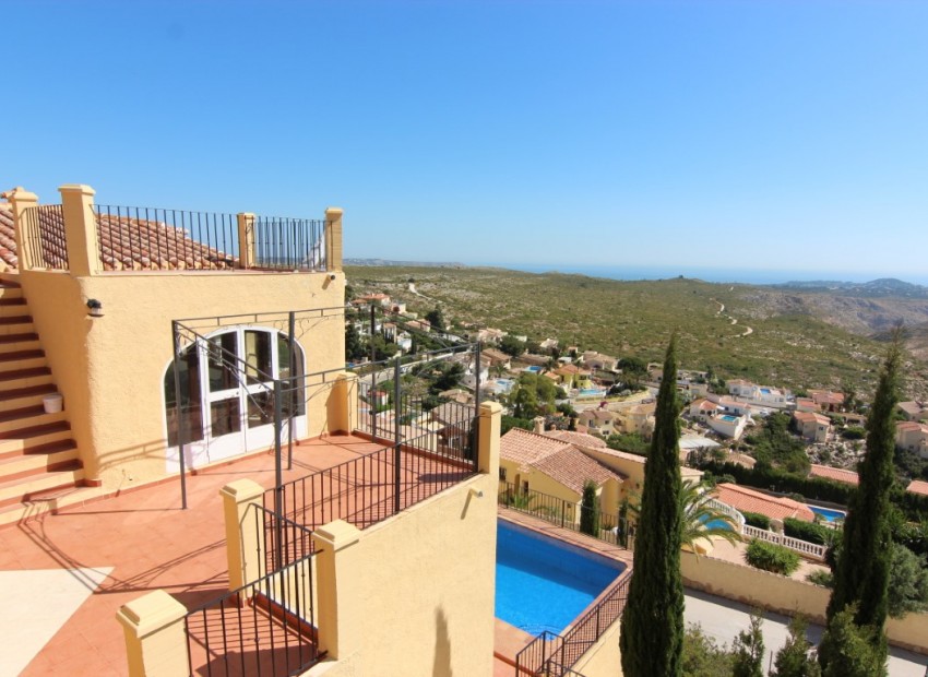 Resale - Villa -
Benitachell - Cumbre del Sol