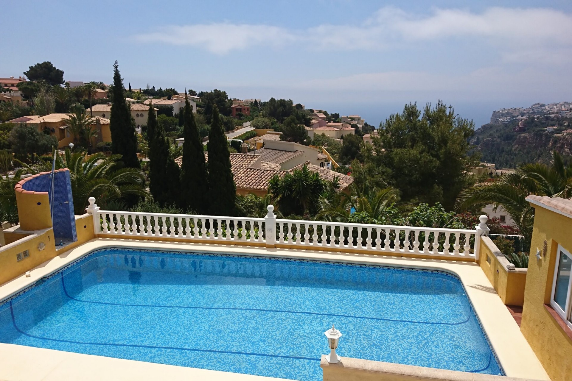 Resale - Villa -
Benitachell - Cumbre del Sol