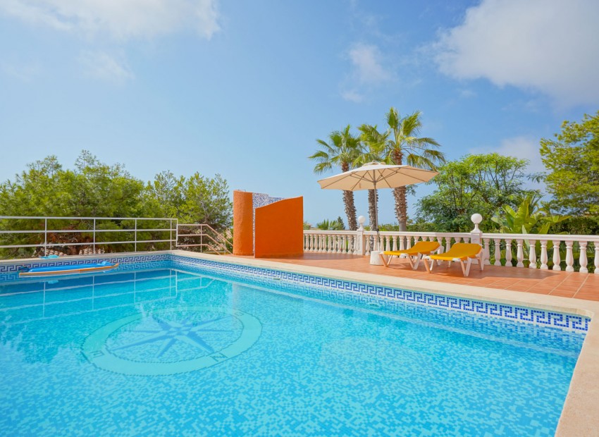 Resale - Villa -
Benitachell - Cumbre del Sol