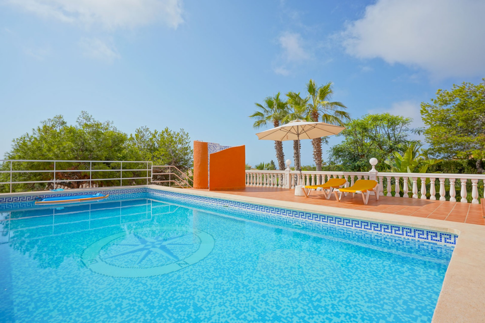 Resale - Villa -
Benitachell - Cumbre del Sol