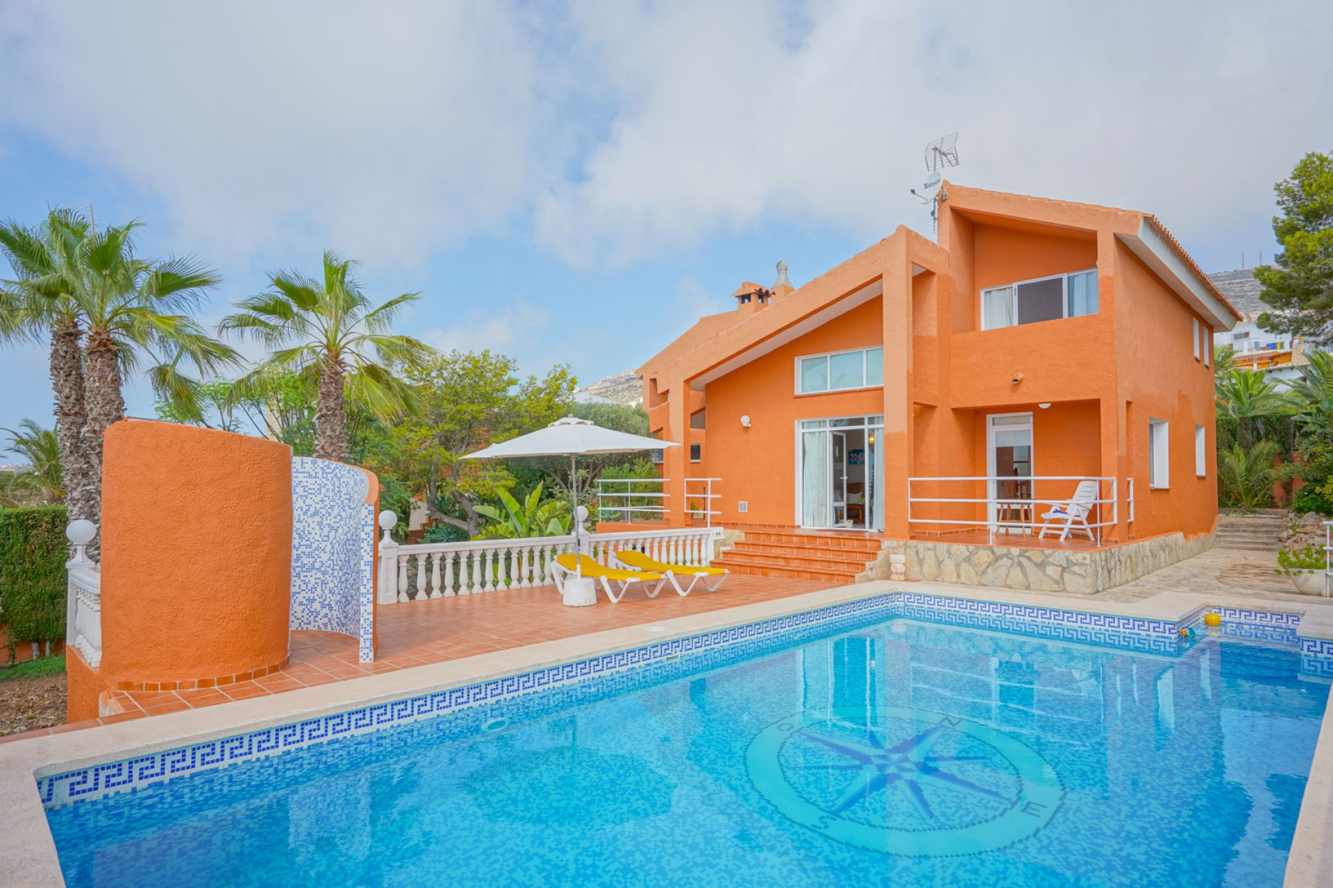 Resale - Villa -
Benitachell - Cumbre del Sol