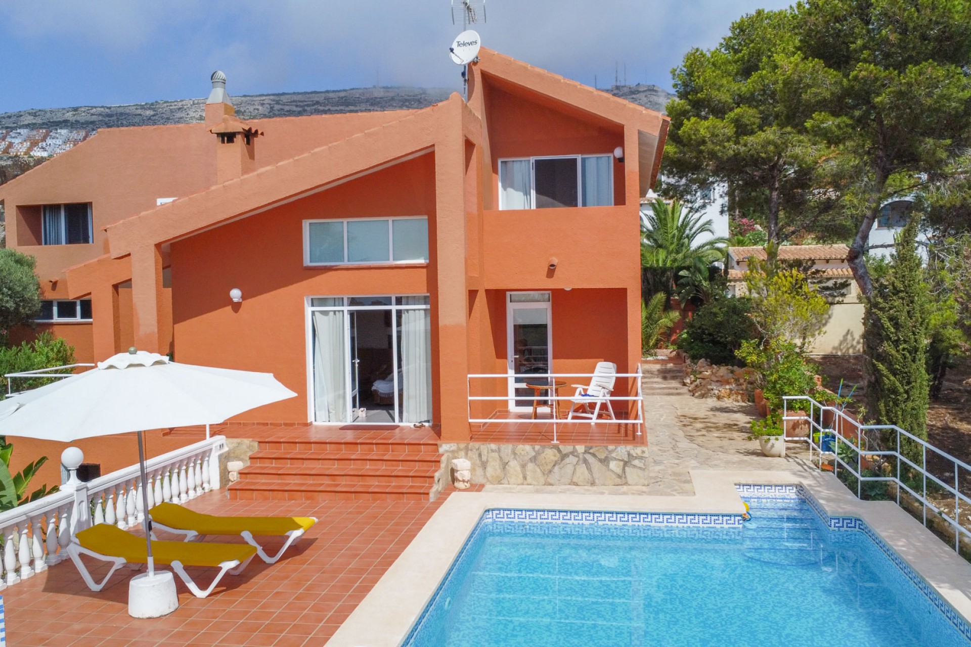 Resale - Villa -
Benitachell - Cumbre del Sol