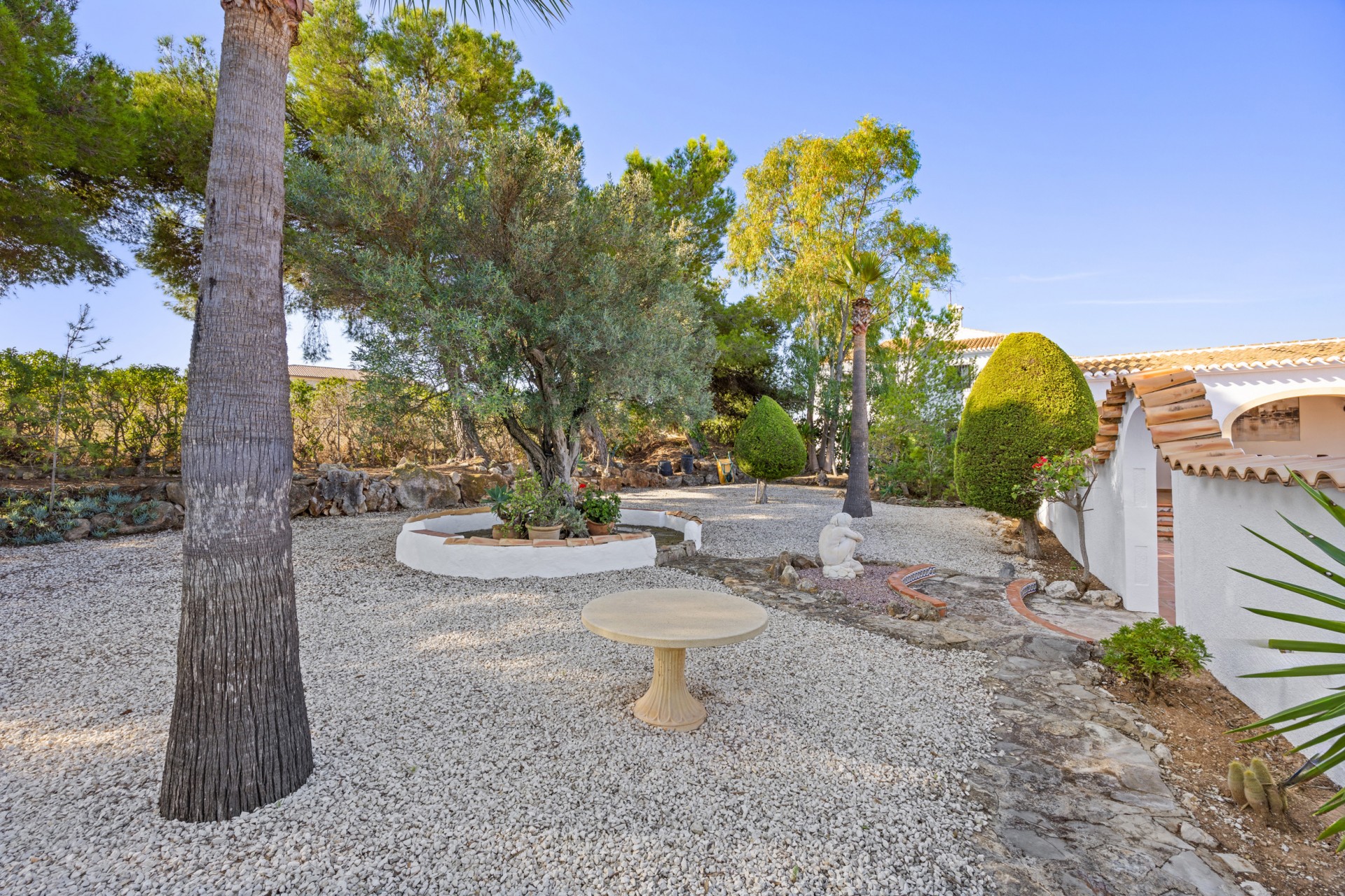 Resale - Villa -
Benitachell / El Poble Nou de Benitatxell - Centro