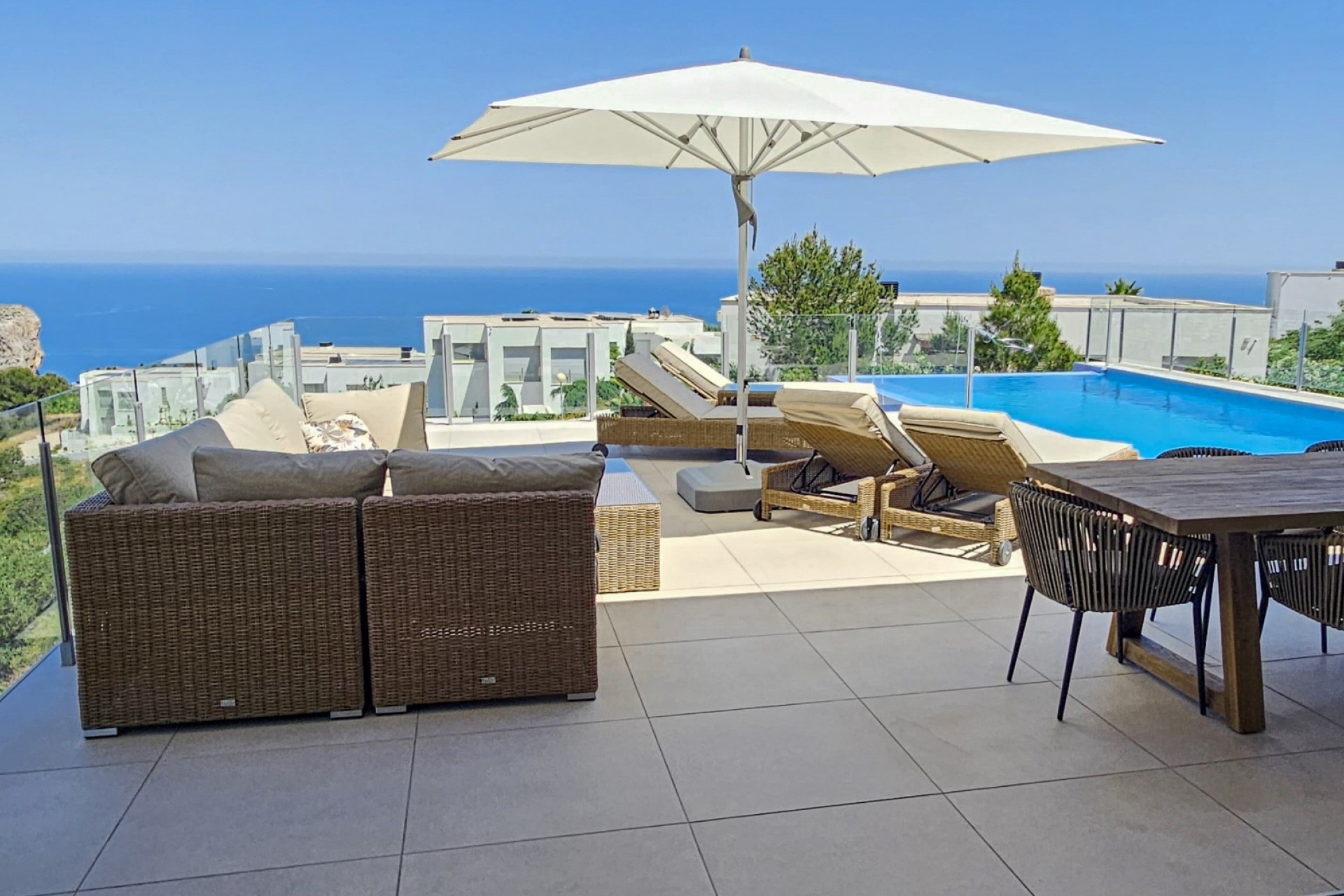 Resale - Villa -
Benitachell / El Poble Nou de Benitatxell - Cumbre del Sol