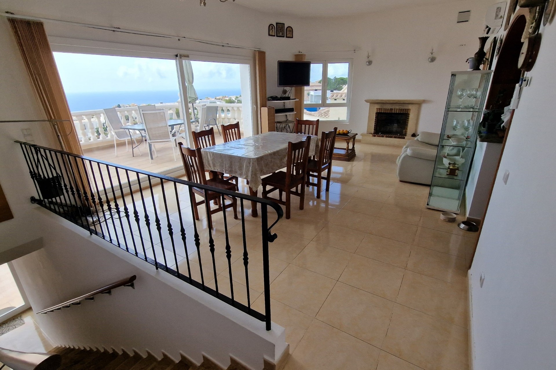 Resale - Villa -
Benitachell / El Poble Nou de Benitatxell - Cumbre del Sol