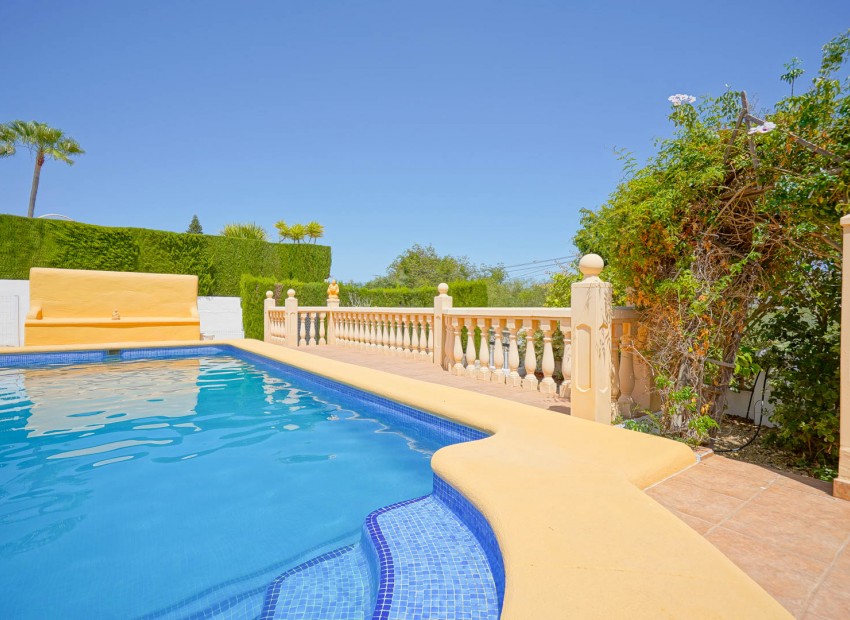 Resale - Villa -
Benitachell - Les Fonts