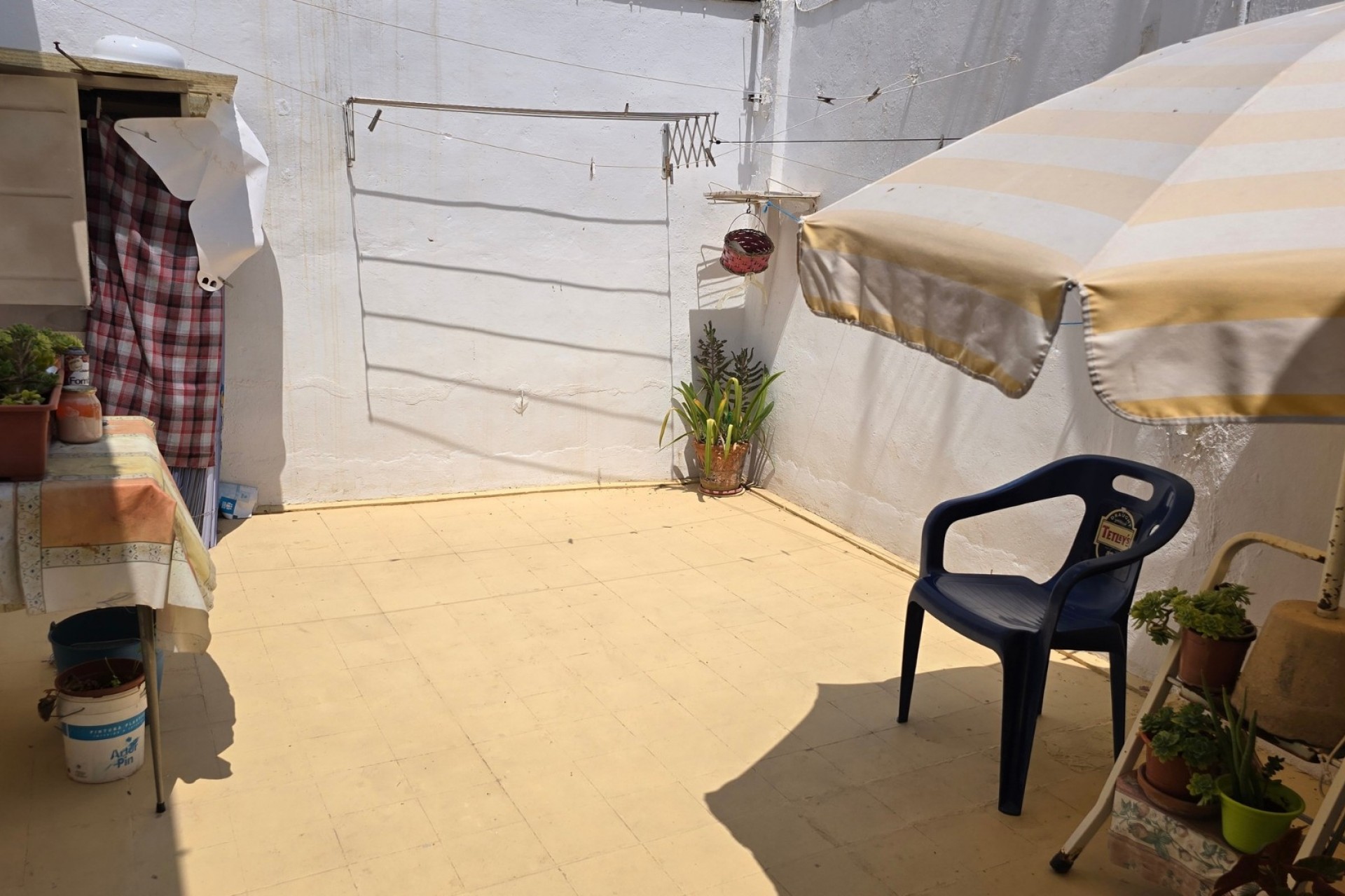 Resale - Villa -
Callosa De Ensarrià