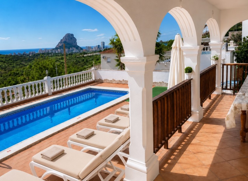 Resale - Villa -
Calpe / Calp - Benicolada - Las Adelfas