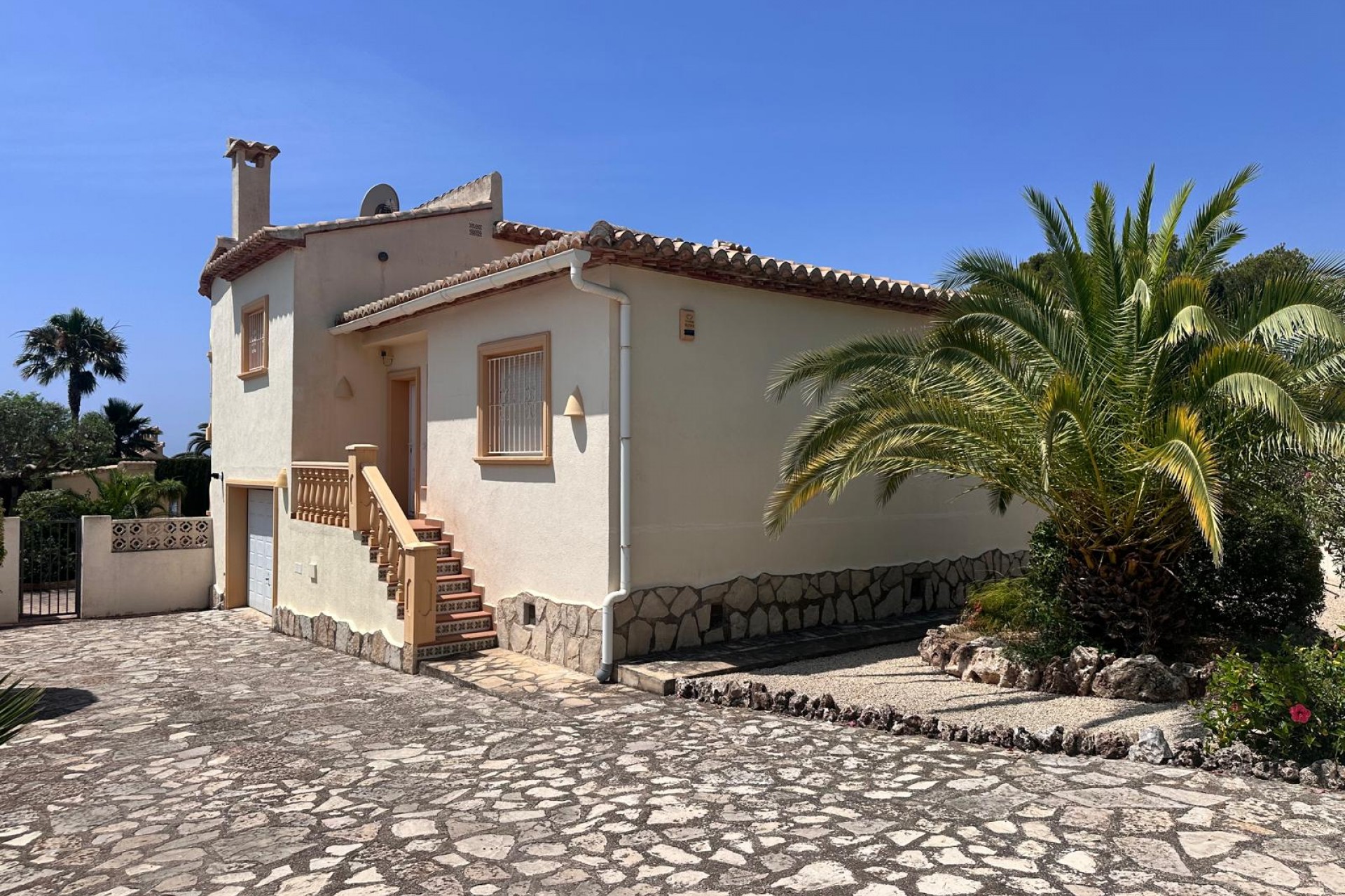 Resale - Villa -
Calpe / Calp - Carrió - La Merced - Los Pinos