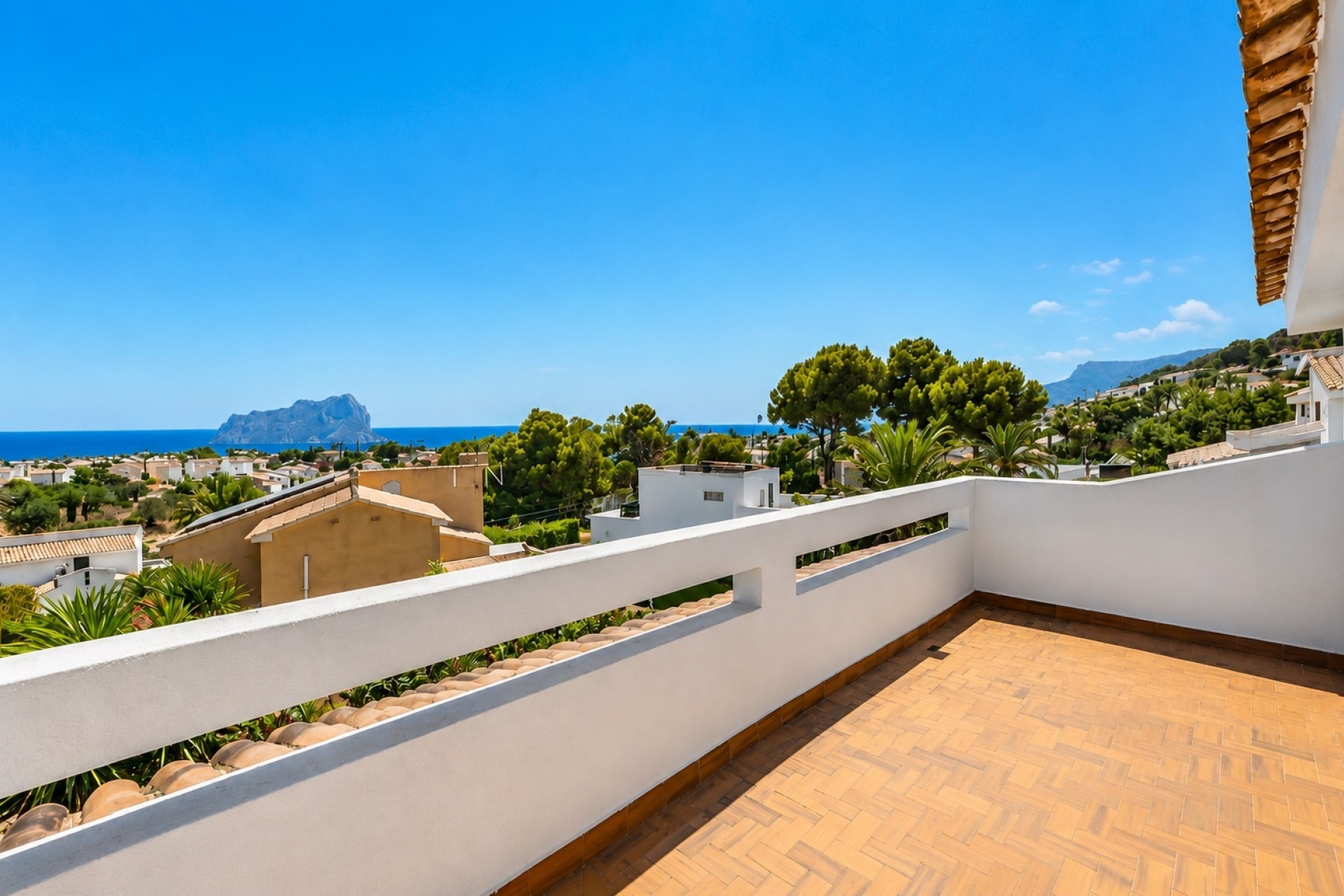 Resale - Villa -
Calpe / Calp - Gran Sol