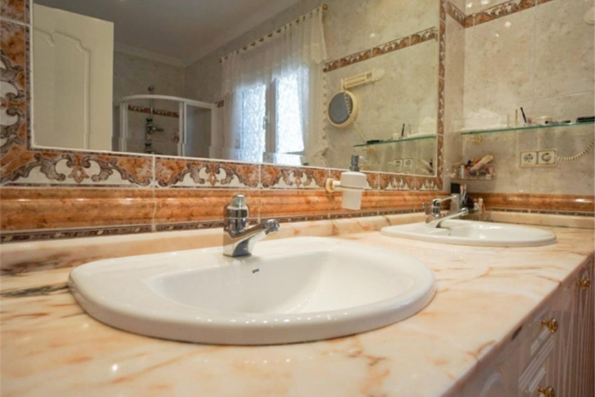 Resale - Villa -
Calpe - Canuta