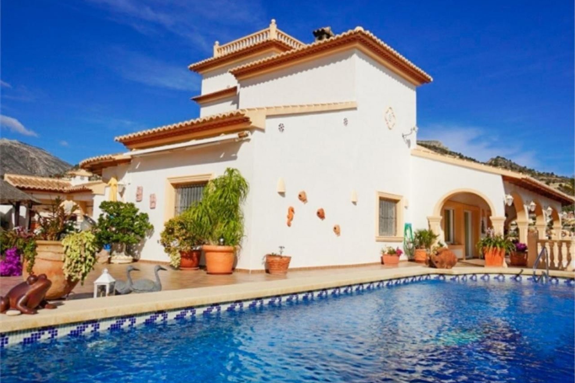Resale - Villa -
Calpe - Canuta