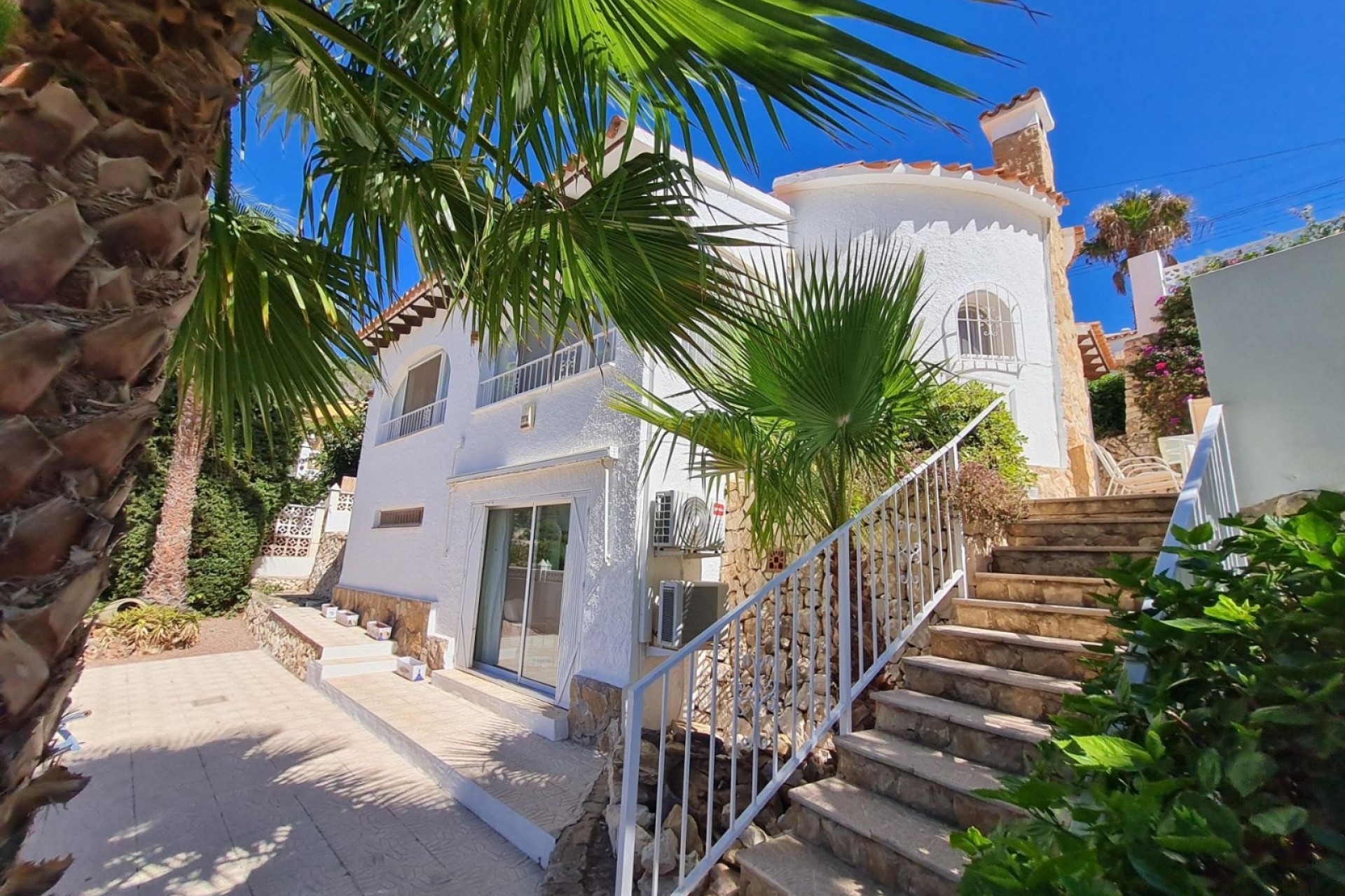 Resale - Villa -
Calpe - Canuta
