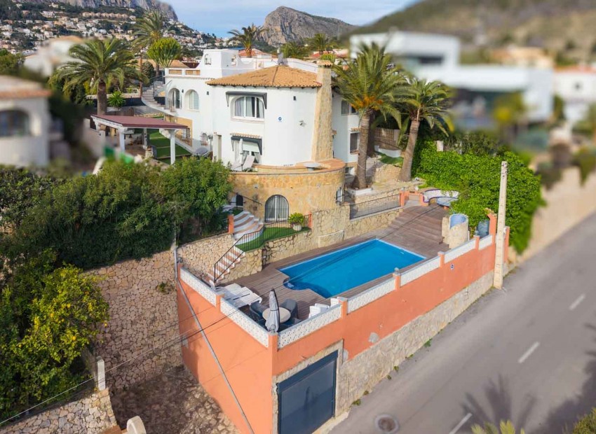 Resale - Villa -
Calpe - Canuta