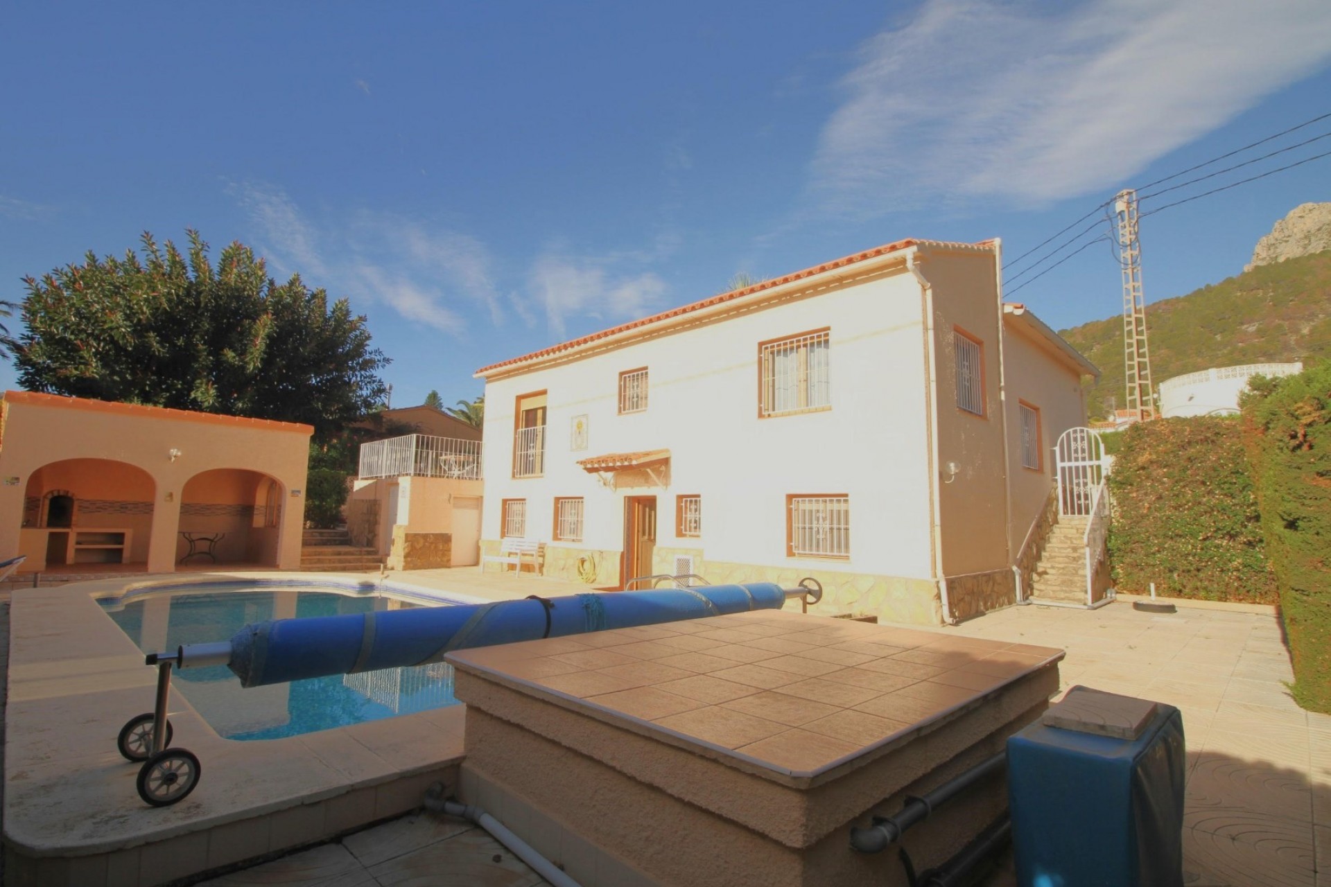 Resale - Villa -
Calpe - Canuta