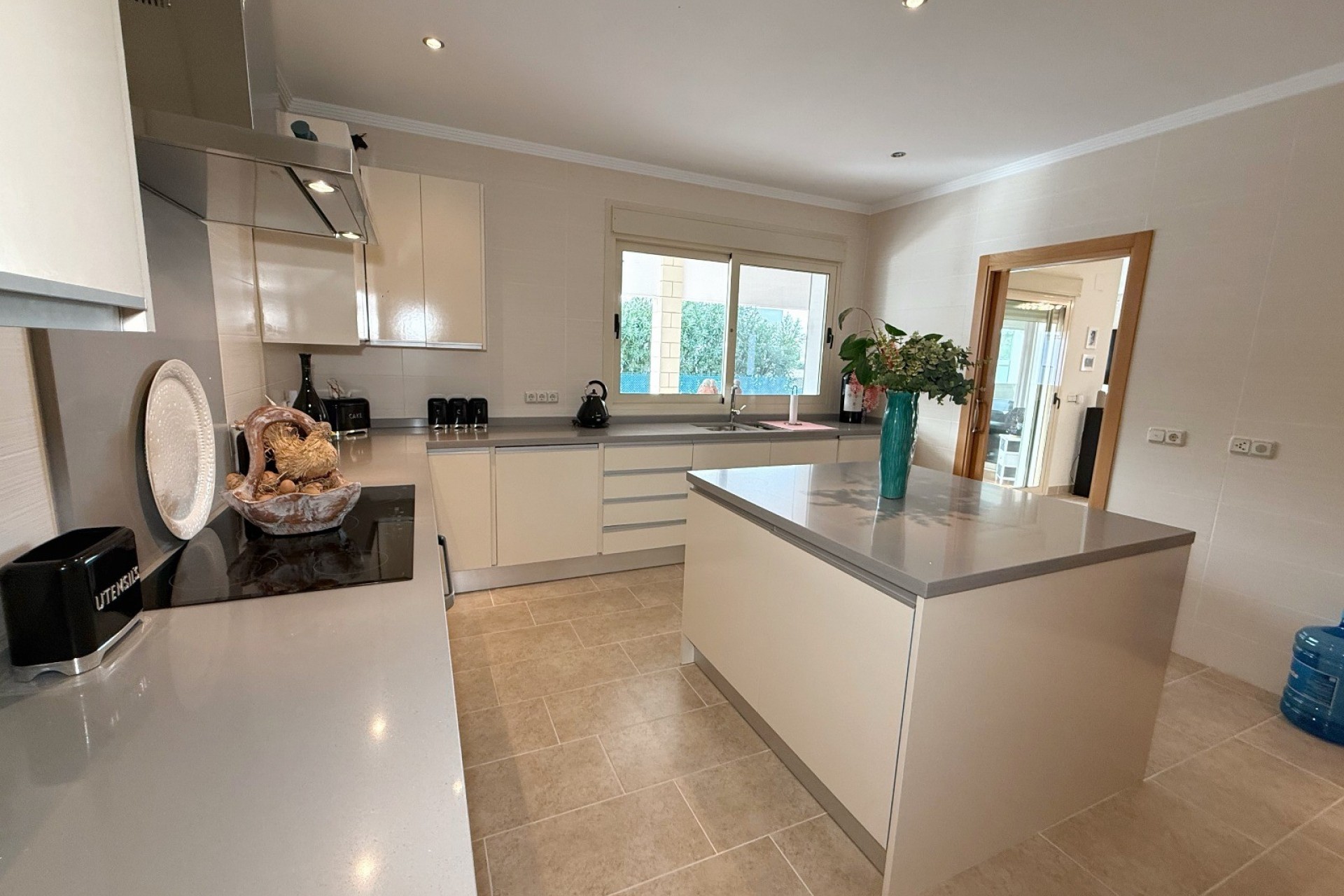 Resale - Villa -
Calpe - Carrio