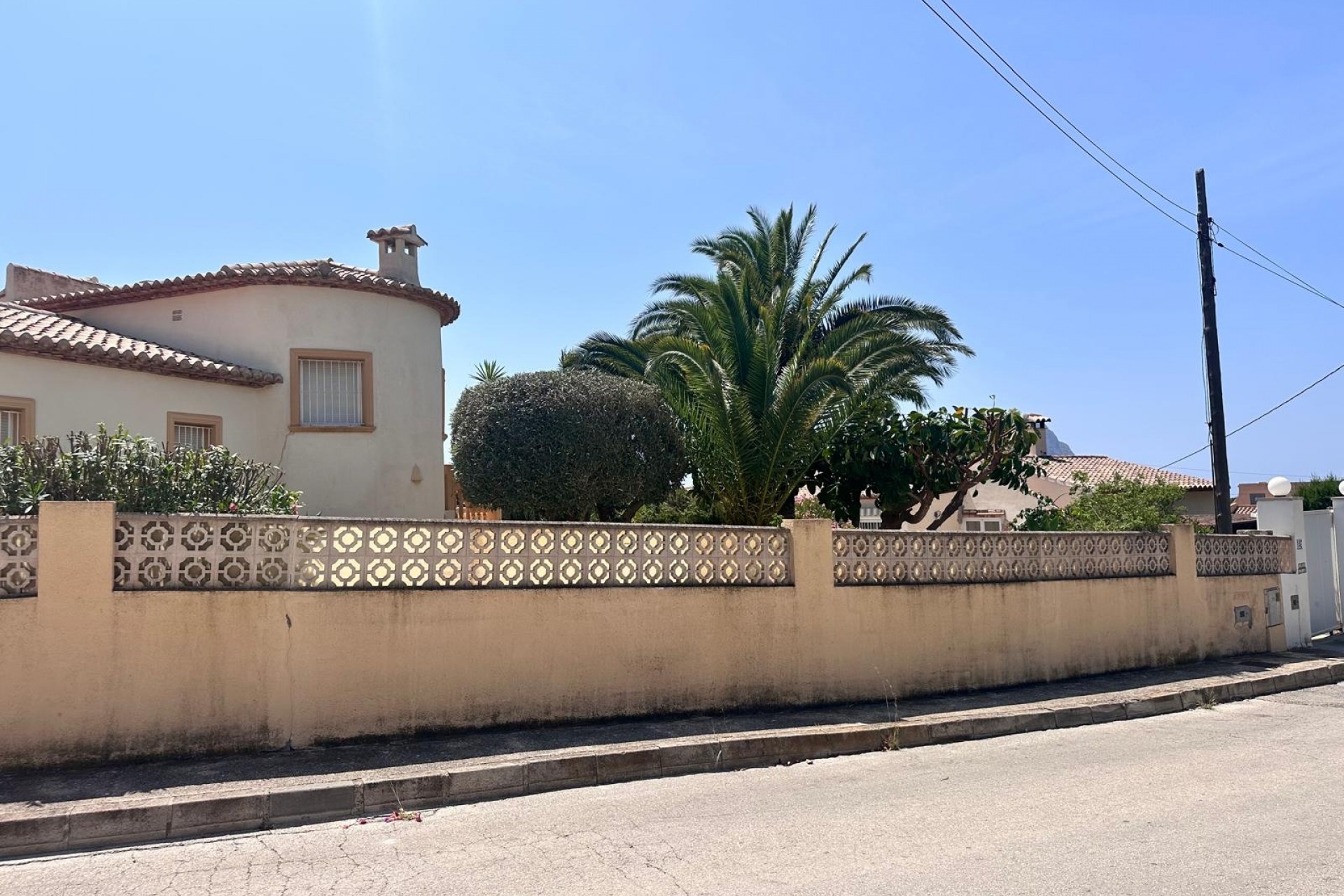 Resale - Villa -
Calpe - Carrio