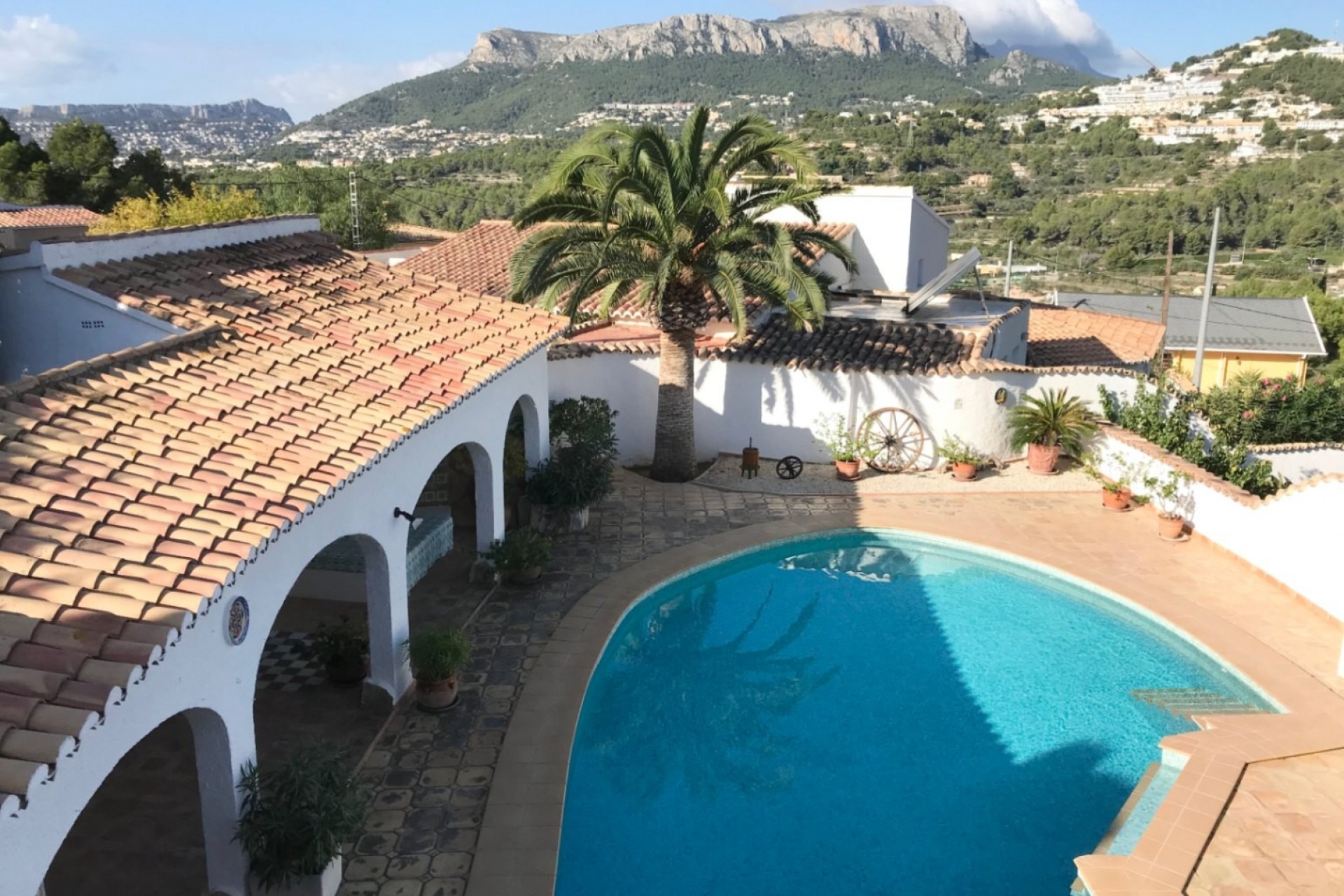Resale - Villa -
Calpe - Cometa III