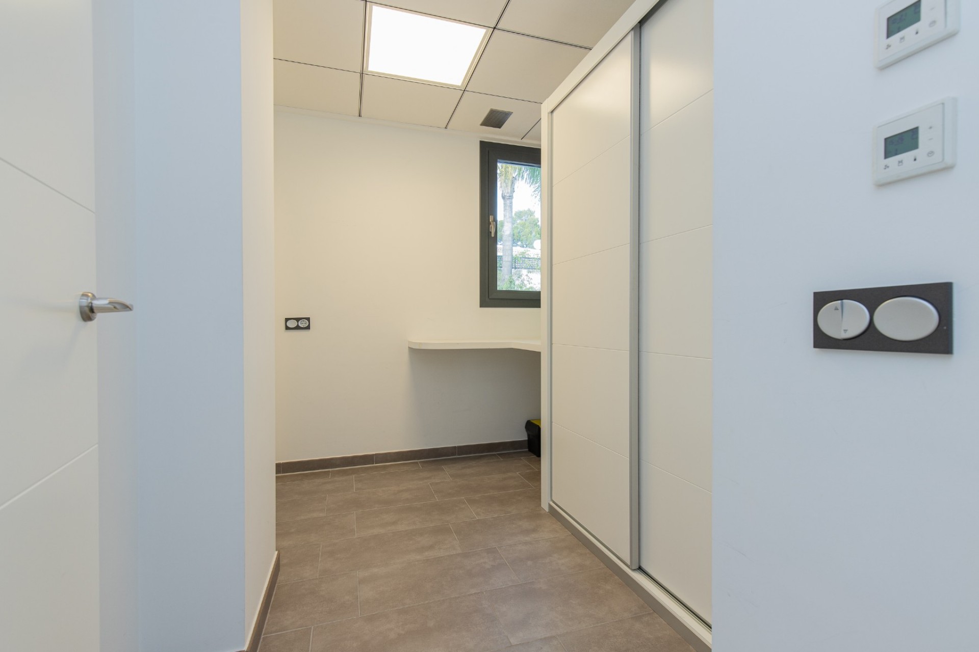 Resale - Villa -
Calpe - Cometa