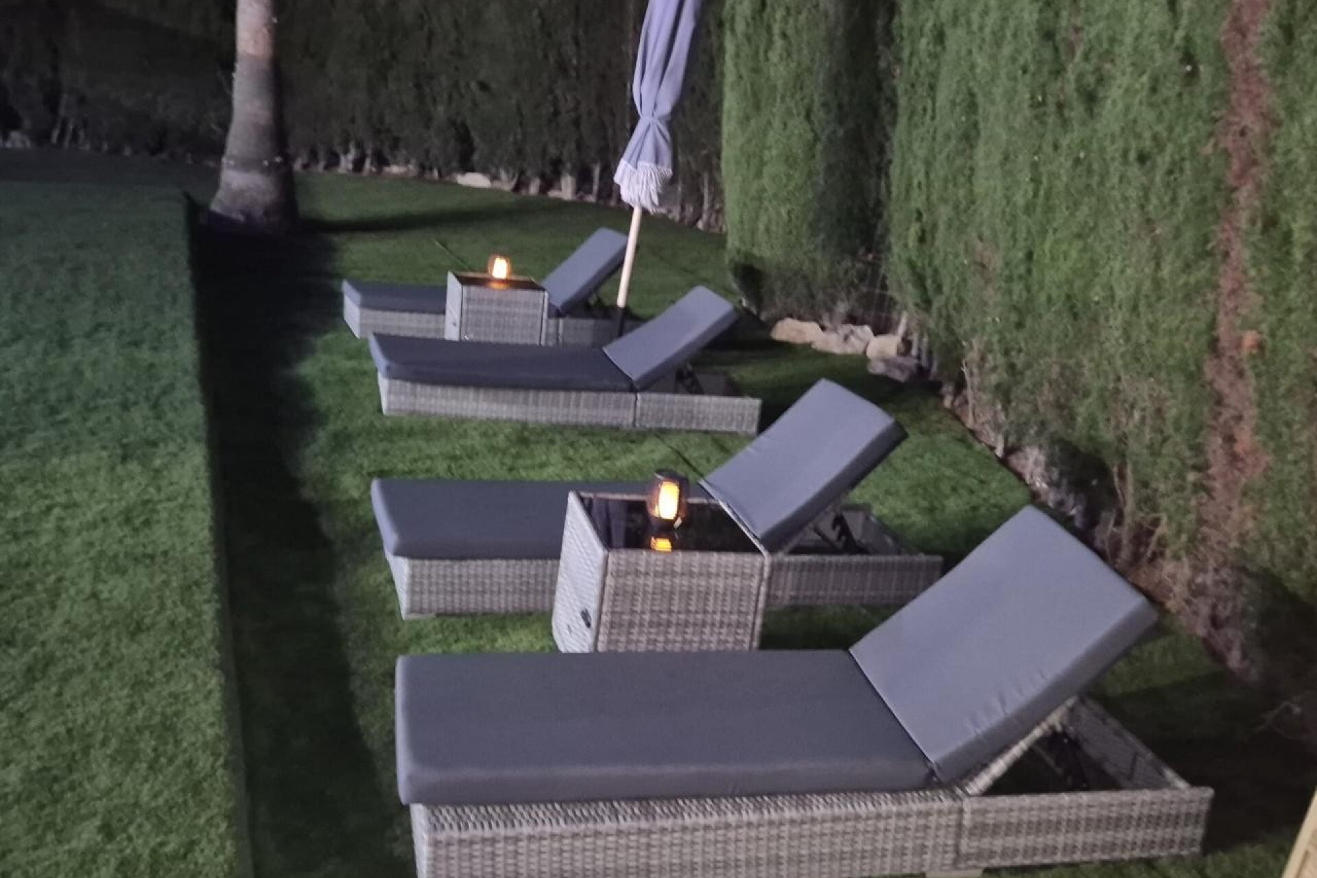 Resale - Villa -
Calpe - Cometa