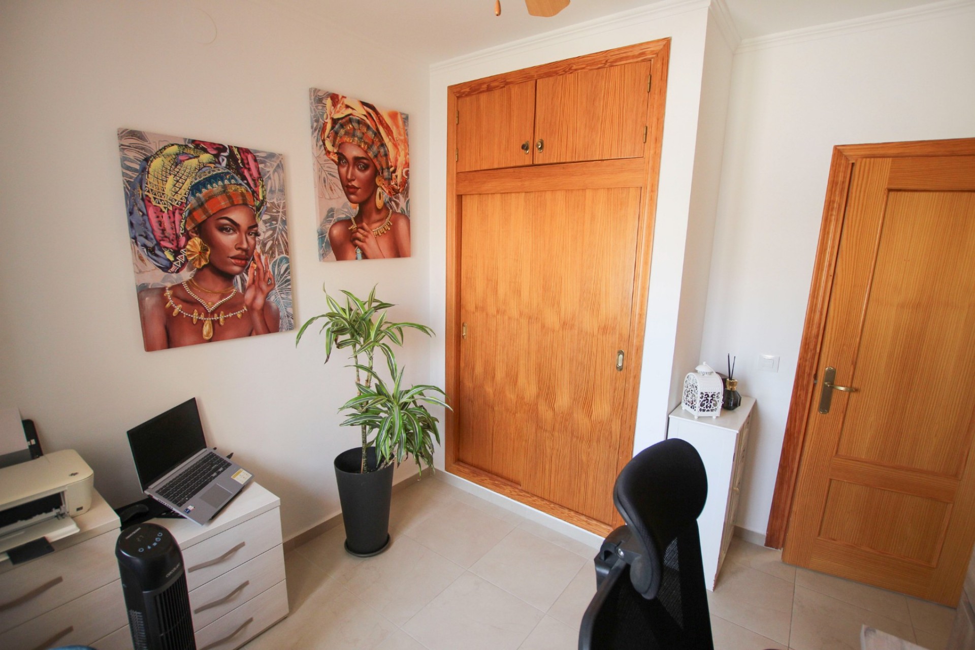 Resale - Villa -
Calpe - Cometa