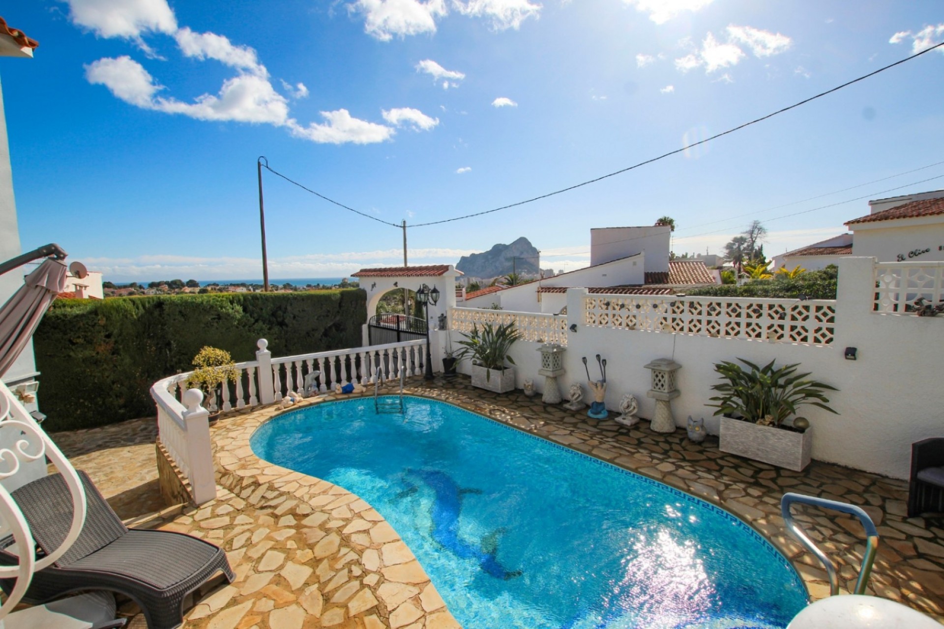 Resale - Villa -
Calpe - Cometa