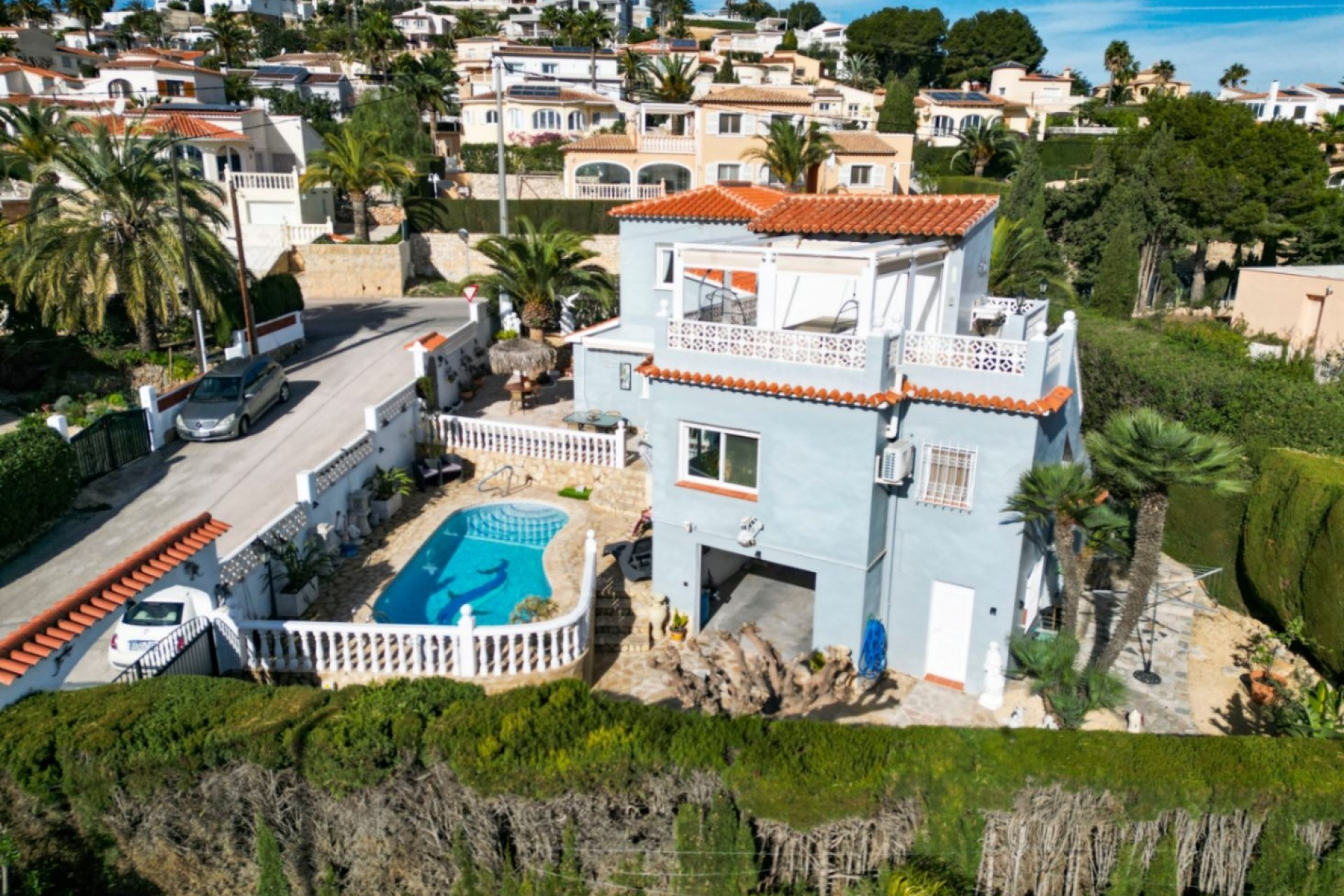 Resale - Villa -
Calpe - Cometa