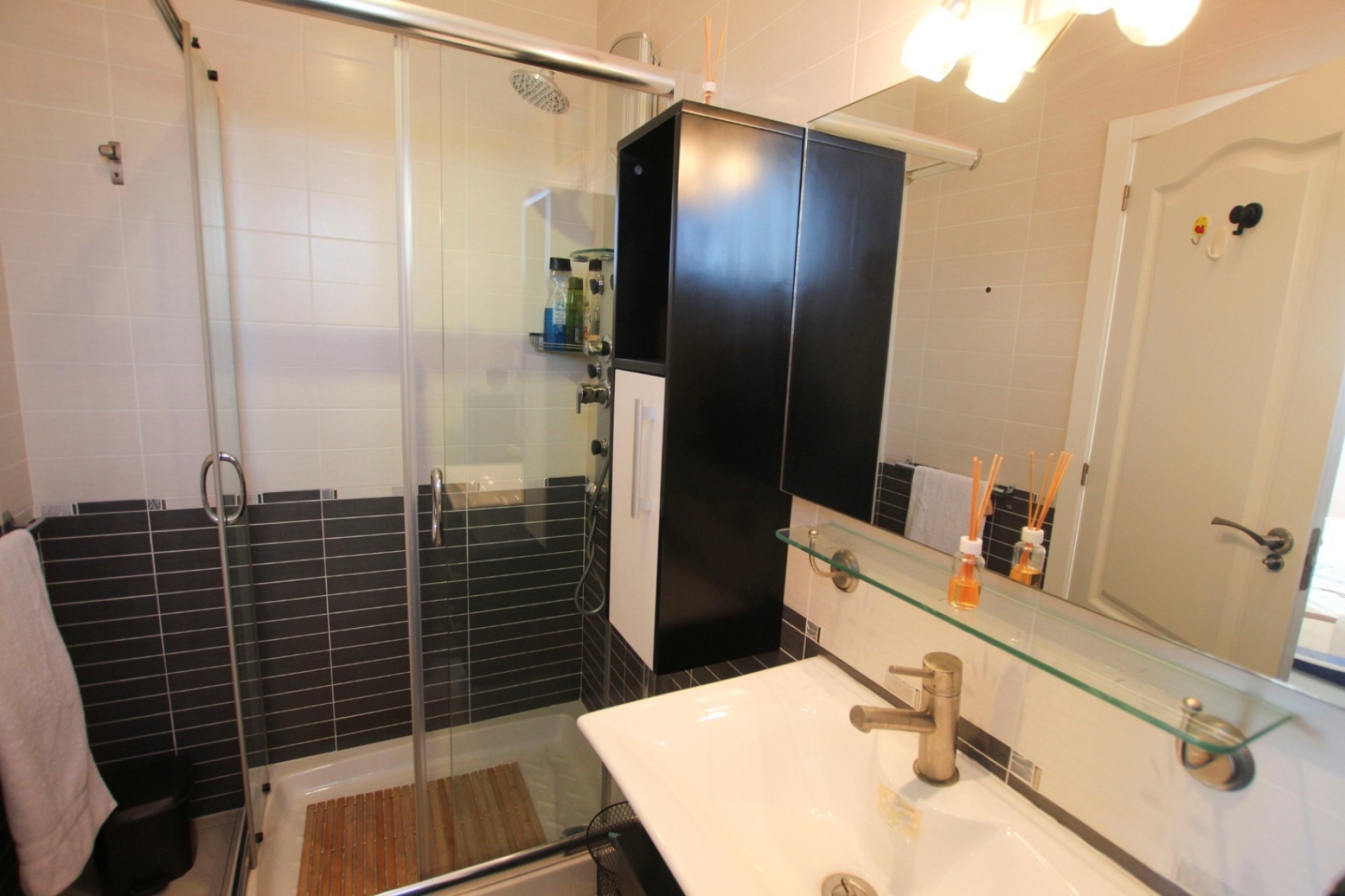 Resale - Villa -
Calpe - Cometa