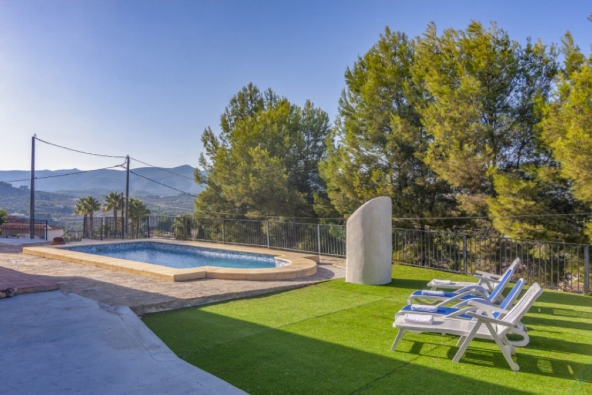 Resale - Villa -
Calpe - Cometa