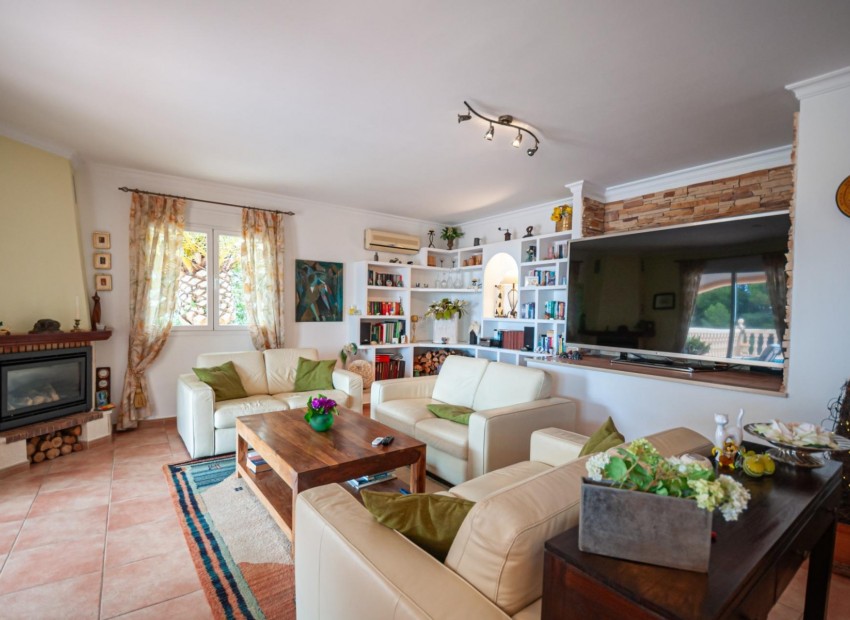 Resale - Villa -
Calpe - Gran Sol