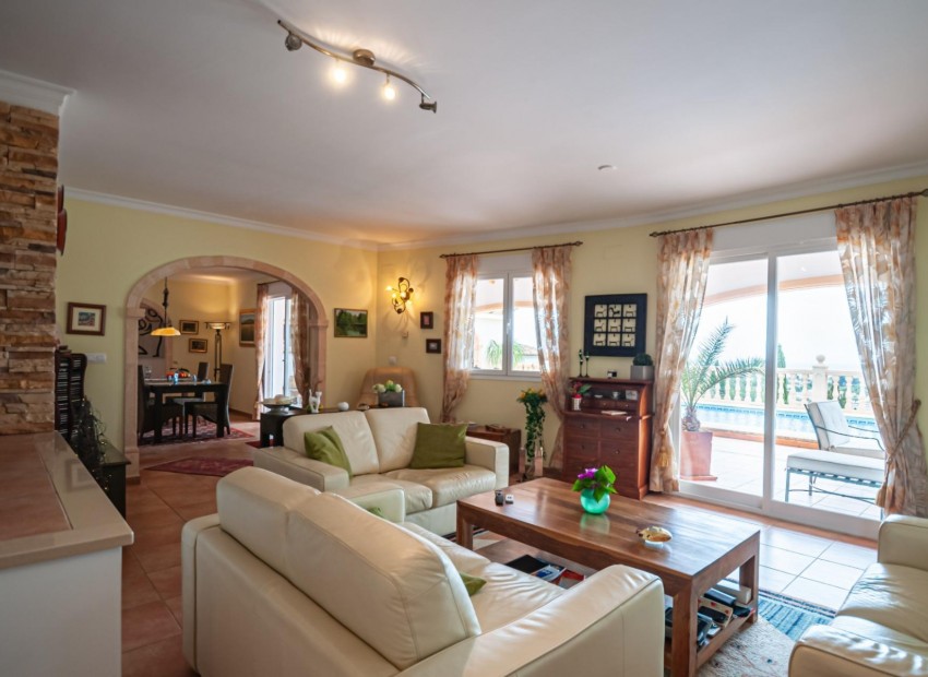 Resale - Villa -
Calpe - Gran Sol