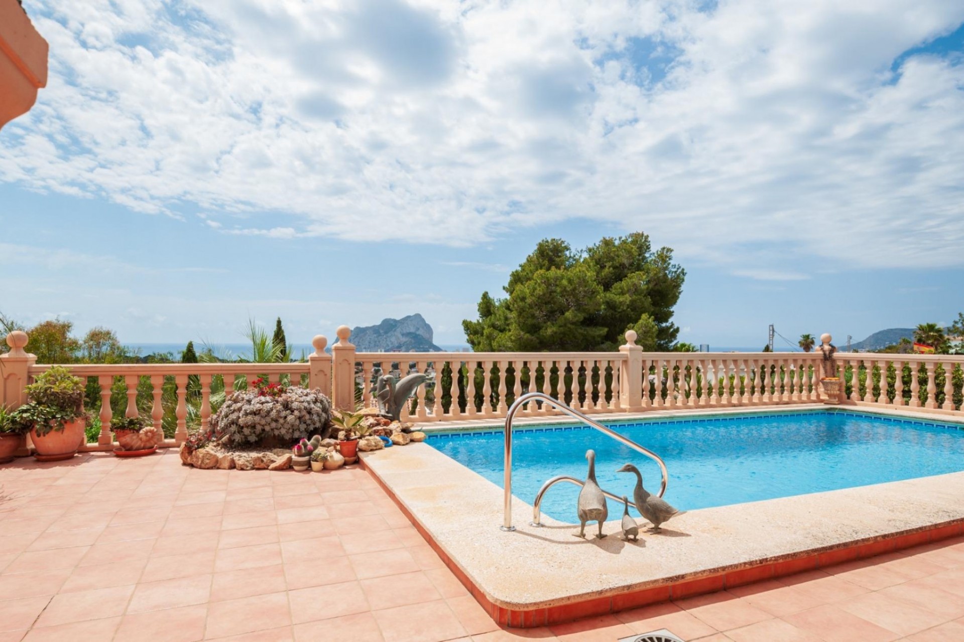 Resale - Villa -
Calpe - Gran Sol