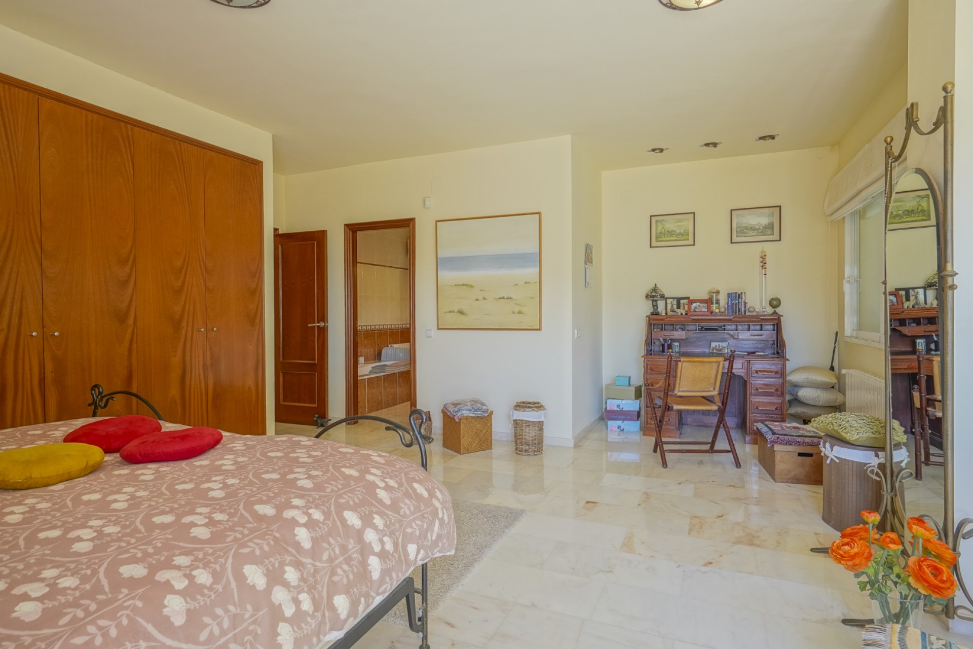 Resale - Villa -
Calpe - La Empedrola