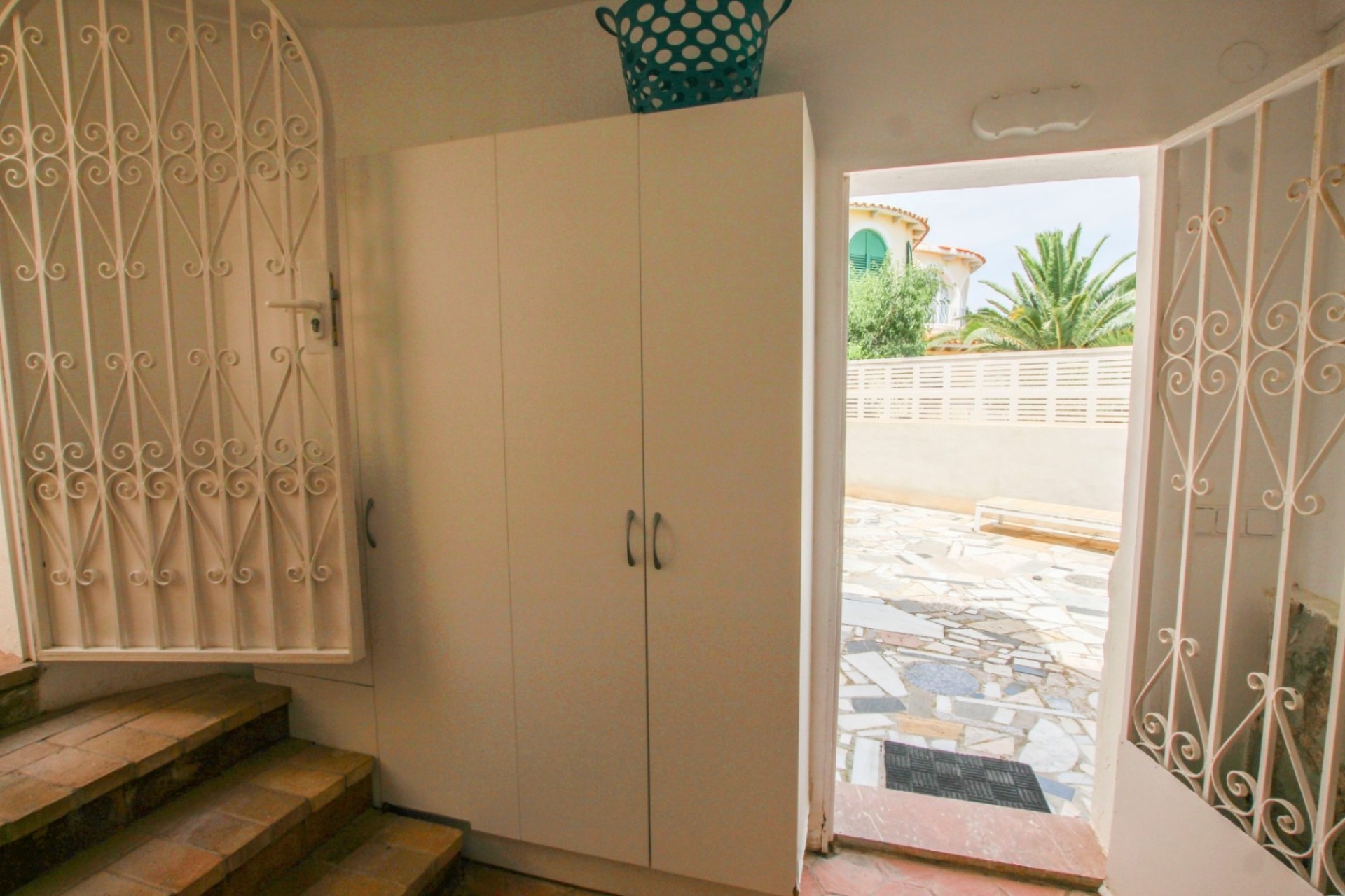 Resale - Villa -
Calpe - Manzanera