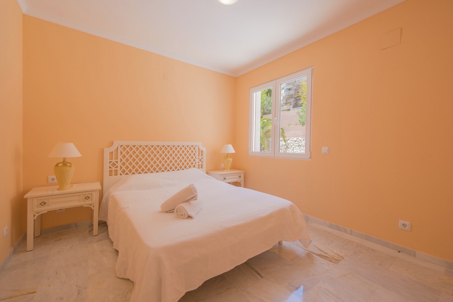 Resale - Villa -
Calpe - Oltamar