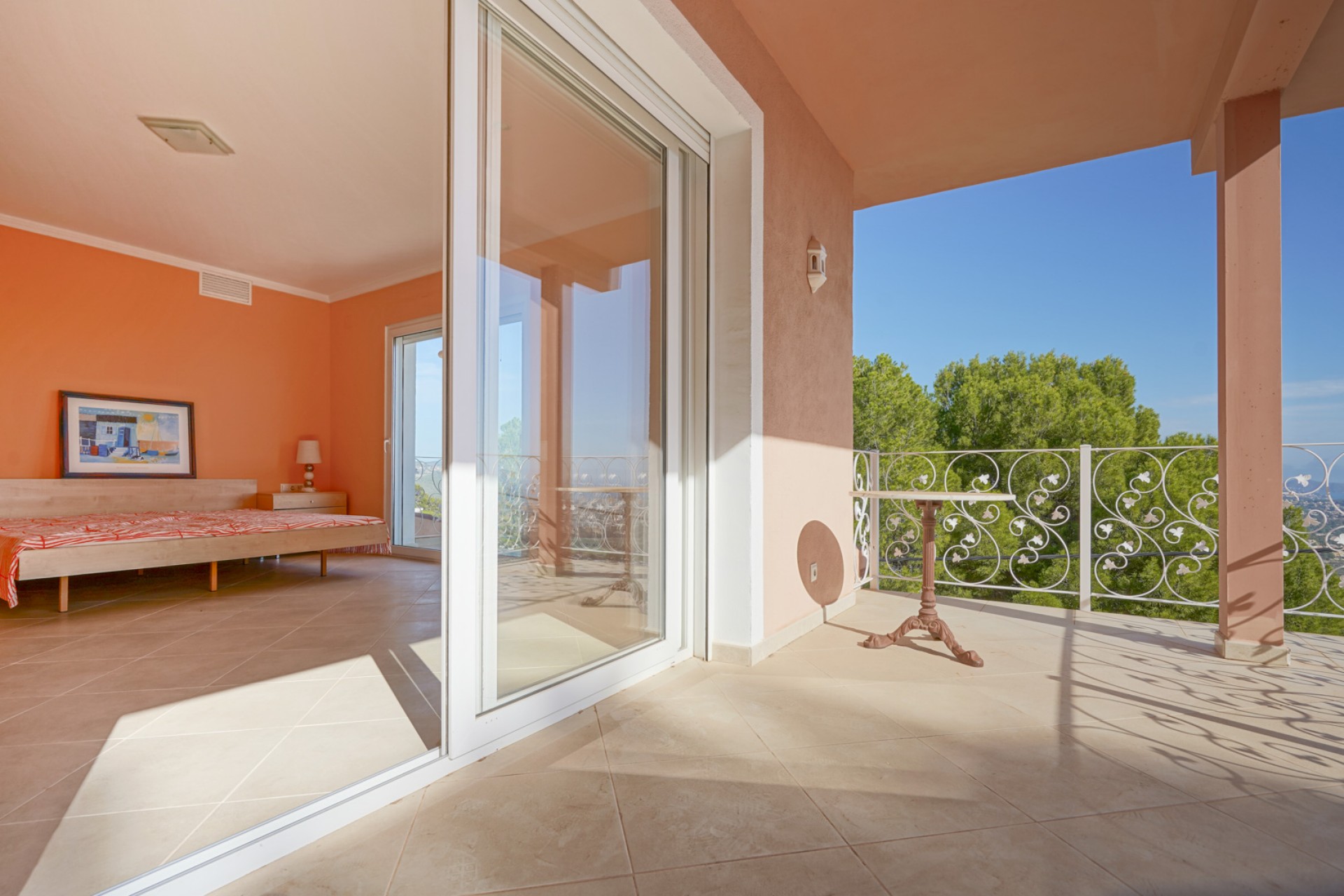 Resale - Villa -
Calpe - Oltamar