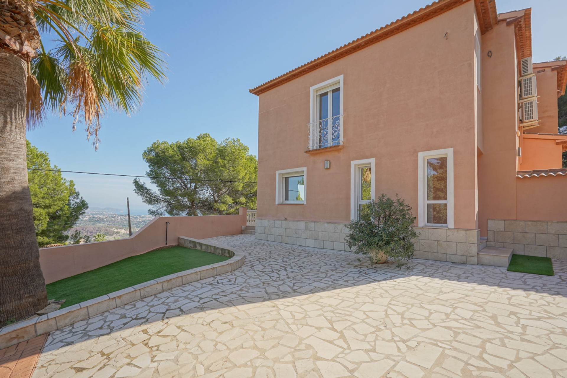 Resale - Villa -
Calpe - Oltamar