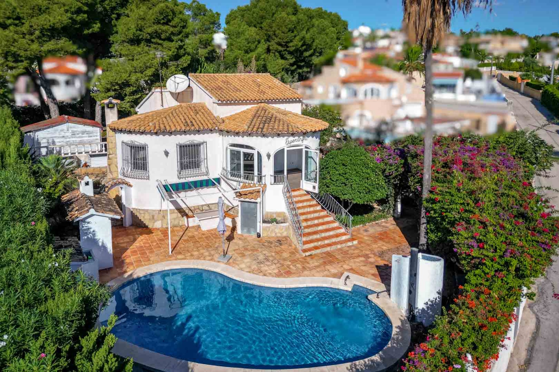 Resale - Villa -
Calpe - Ortenbach