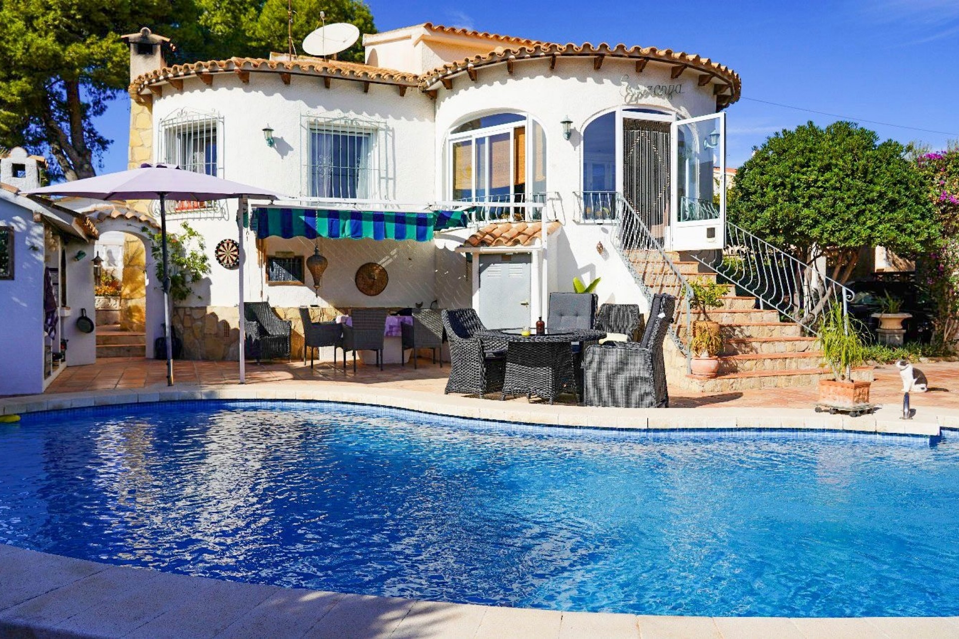 Resale - Villa -
Calpe - Ortenbach